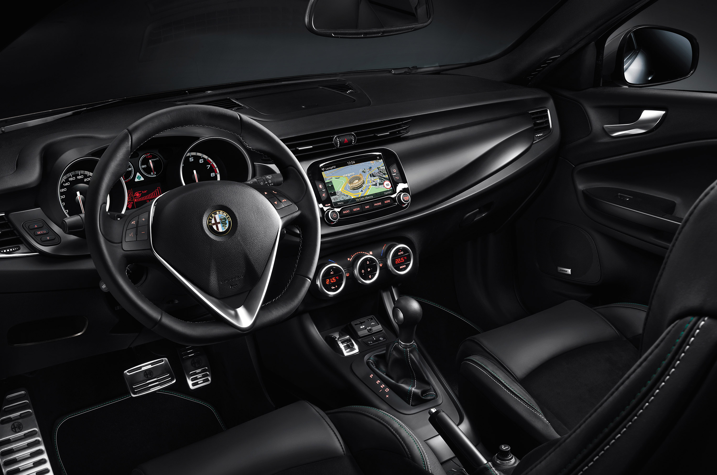 Alfa Romeo Giulietta Quadrifoglio Verde photo #67