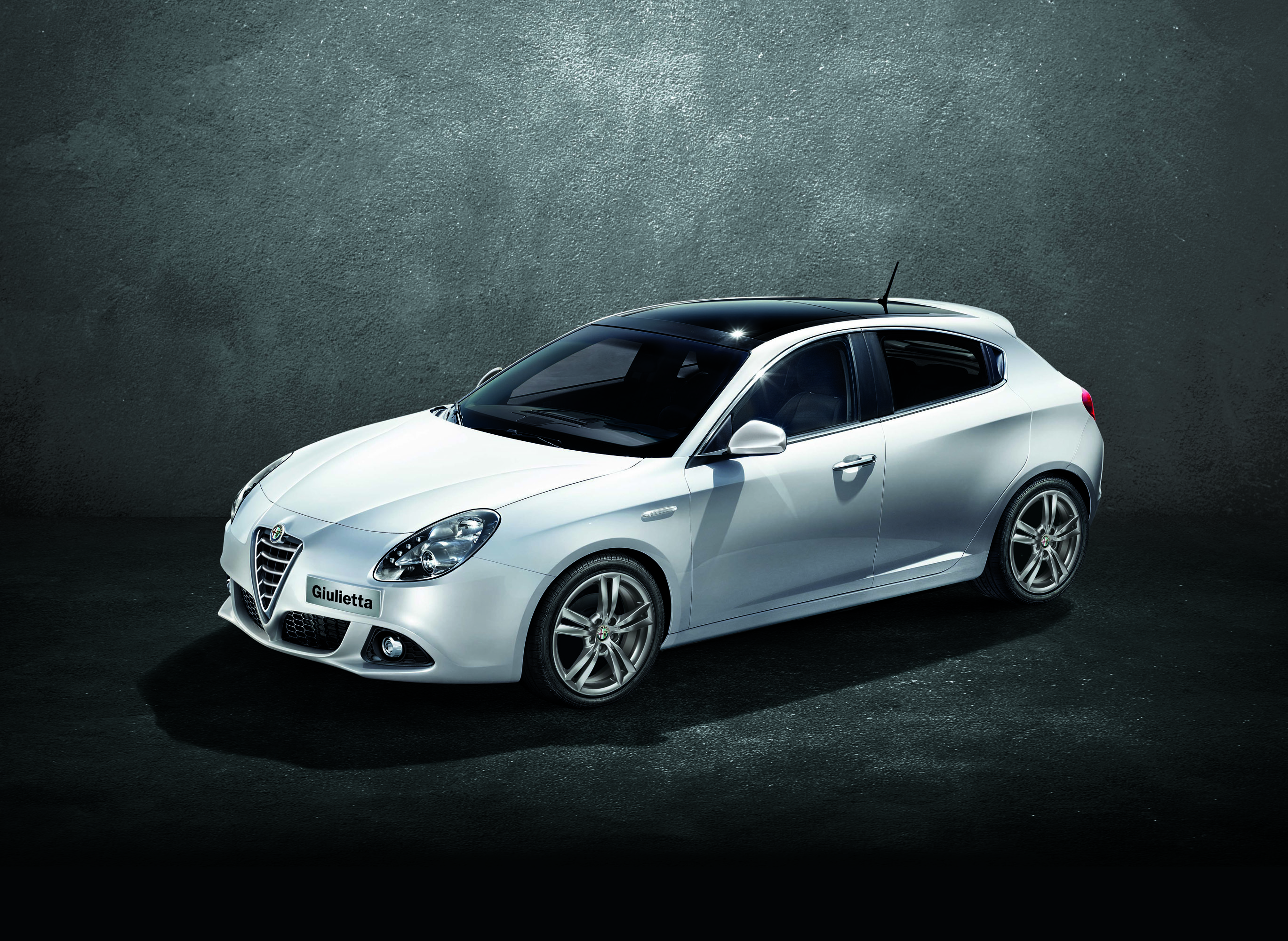 Alfa Romeo Giulietta photo #1