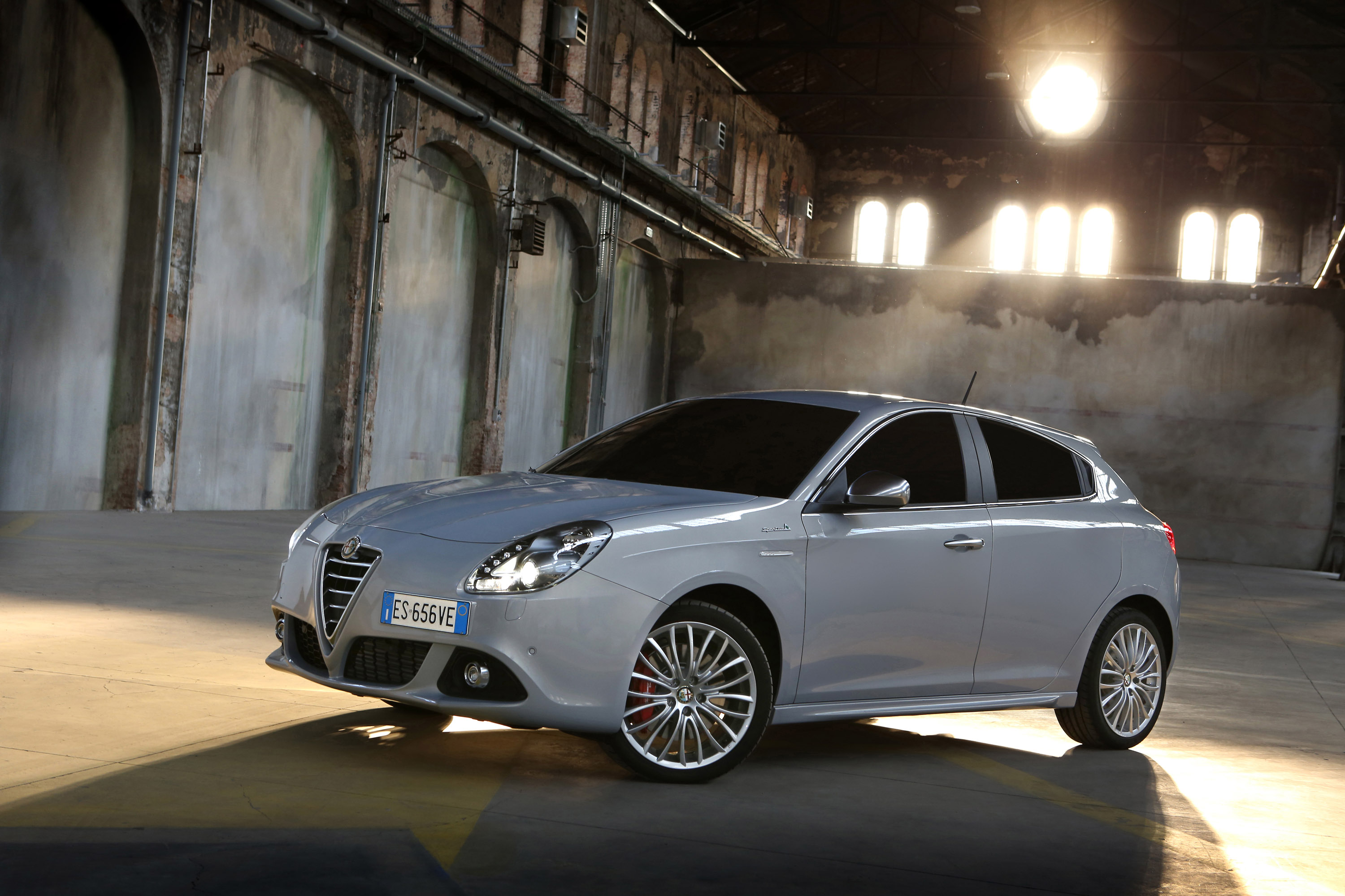 Alfa Romeo Giulietta photo #23