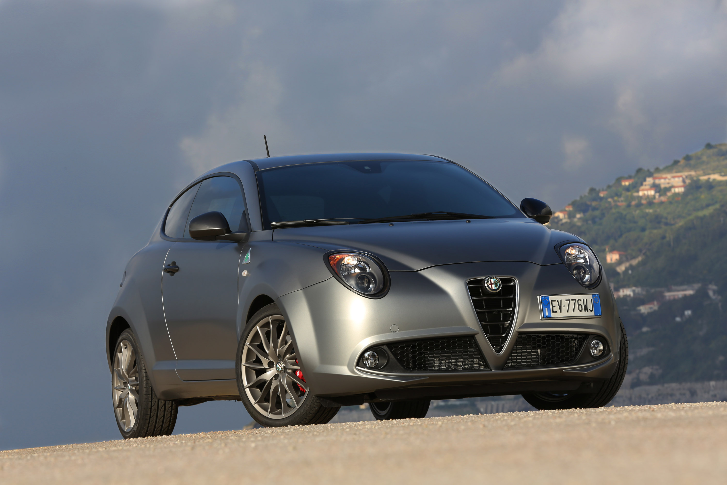 Alfa Romeo MiTo Quadrifoglio Verde photo #3