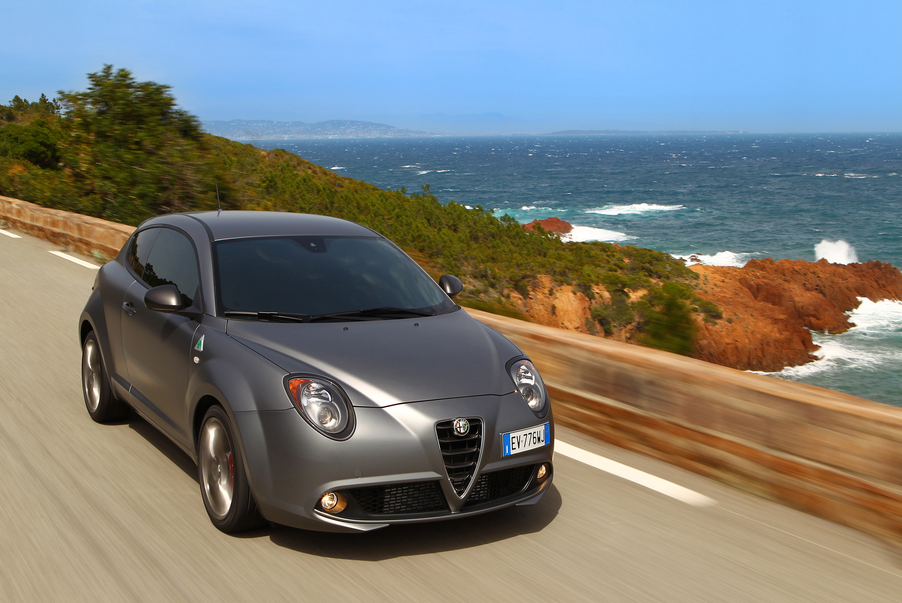 Alfa Romeo MiTo Quadrifoglio Verde photo #18