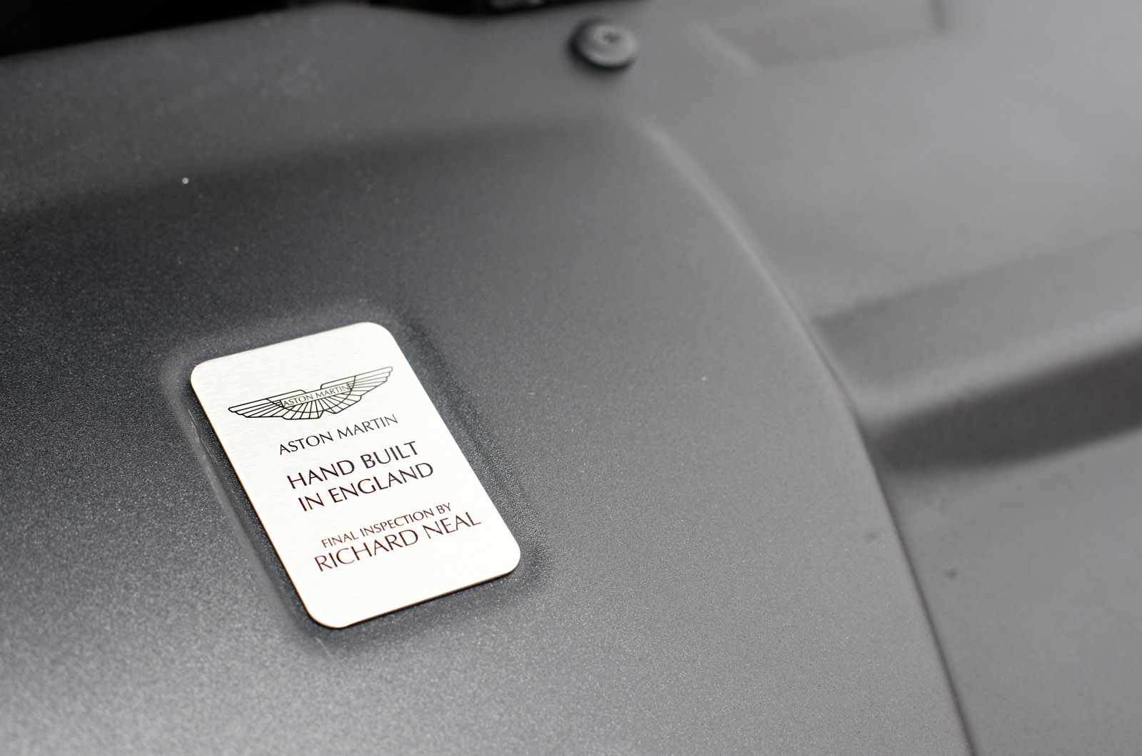 Aston Martin Vanquish photo #39