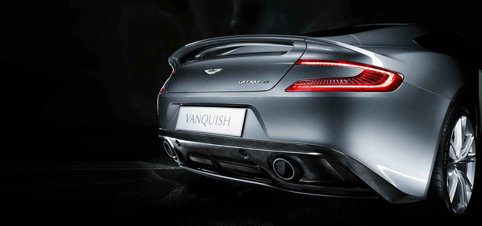 Aston Martin Vanquish photo #58