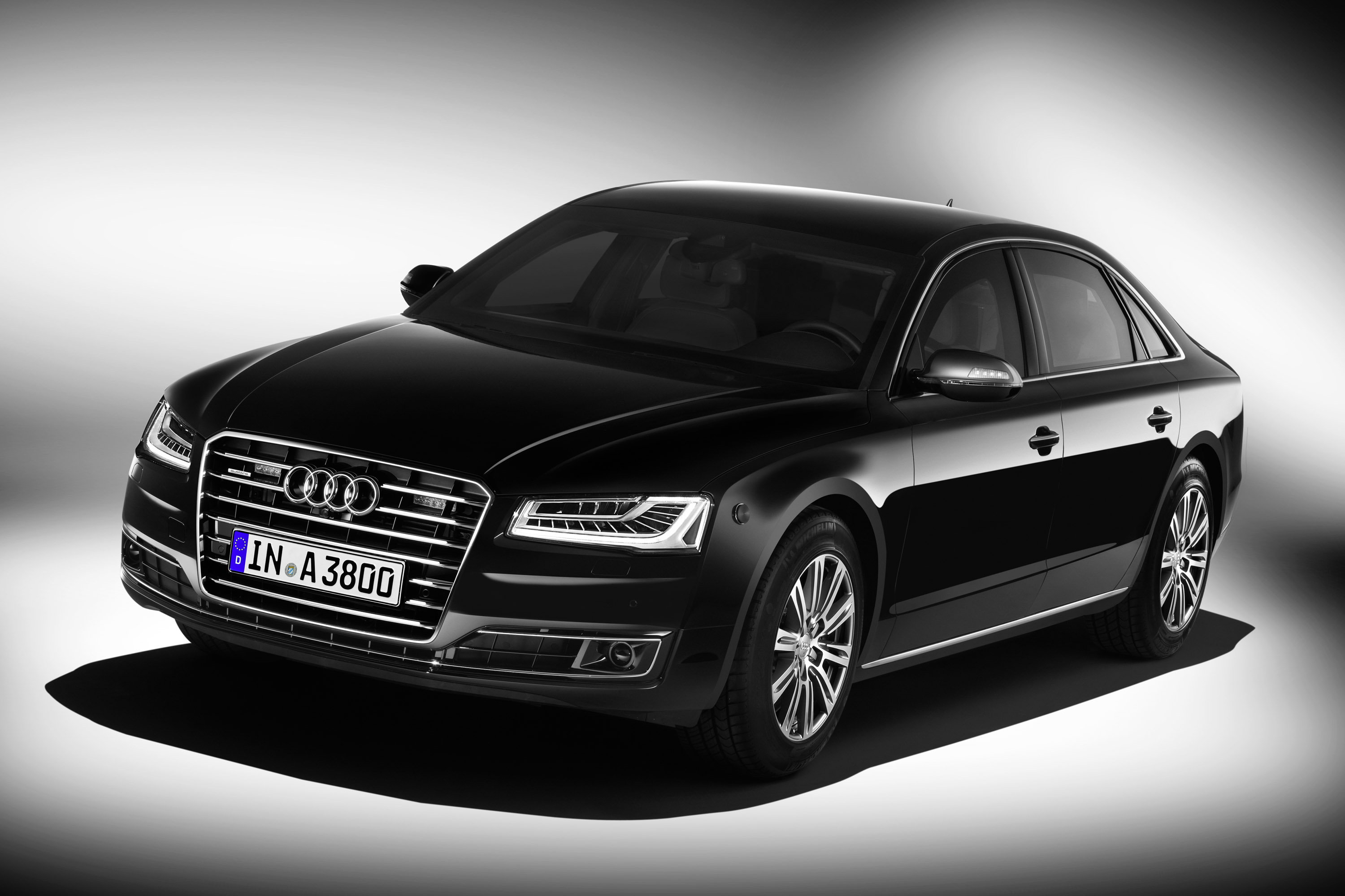 Audi A8 L Security photo #1