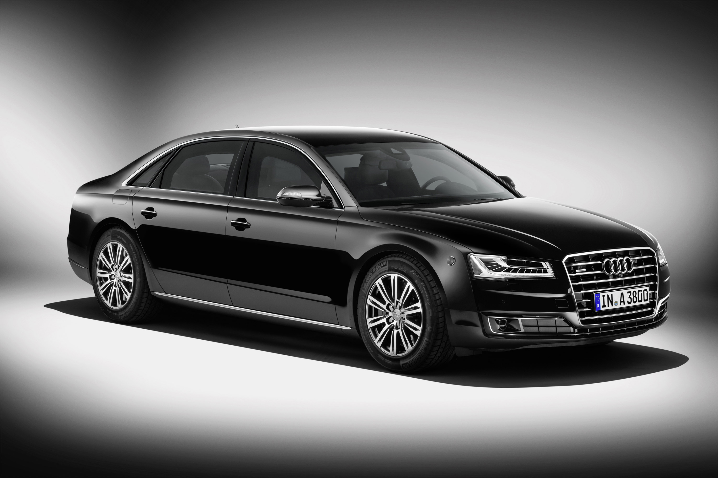 Audi A8 L Security photo #2