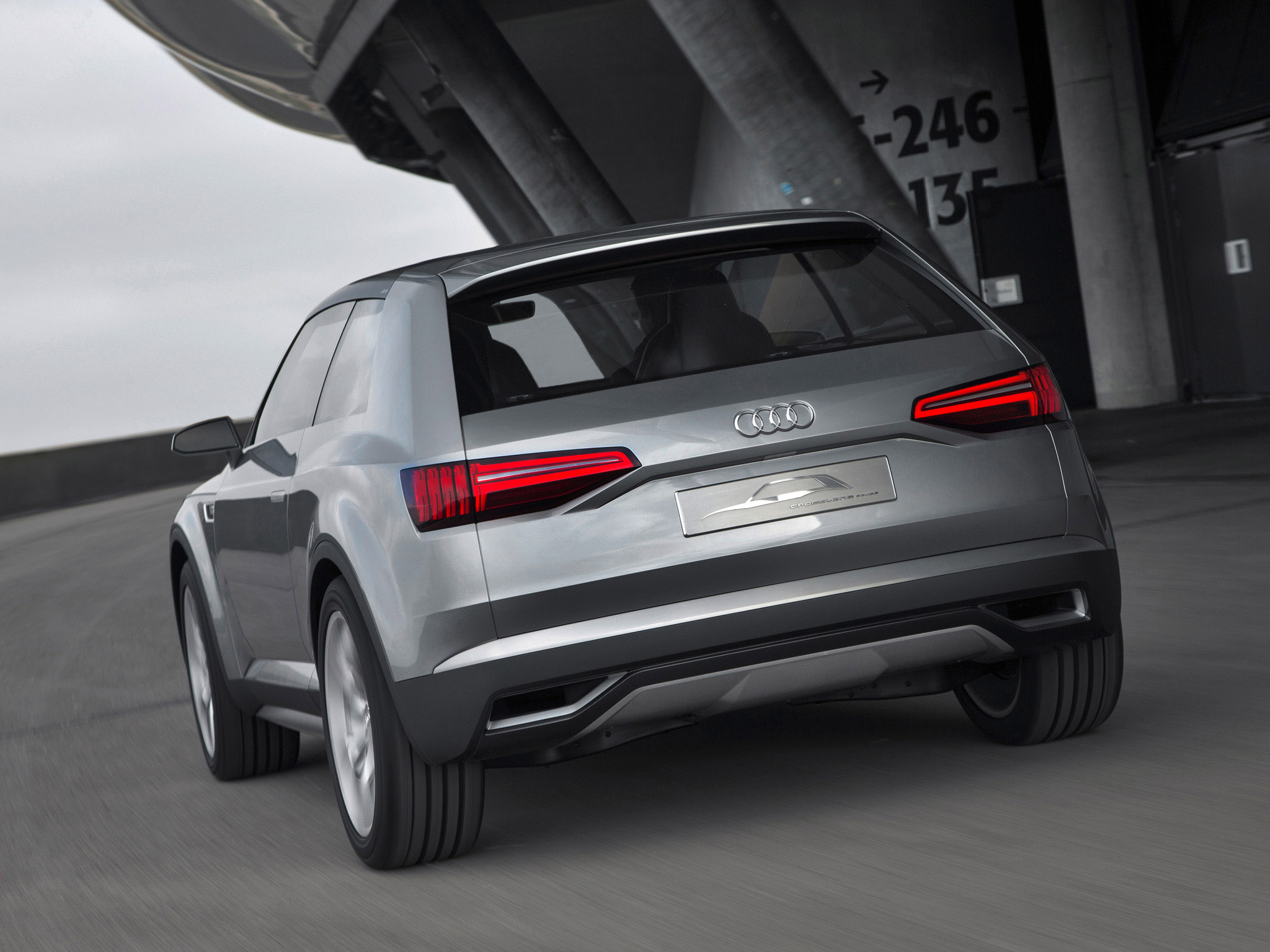 Audi Crosslane Coupe Concept photo #28