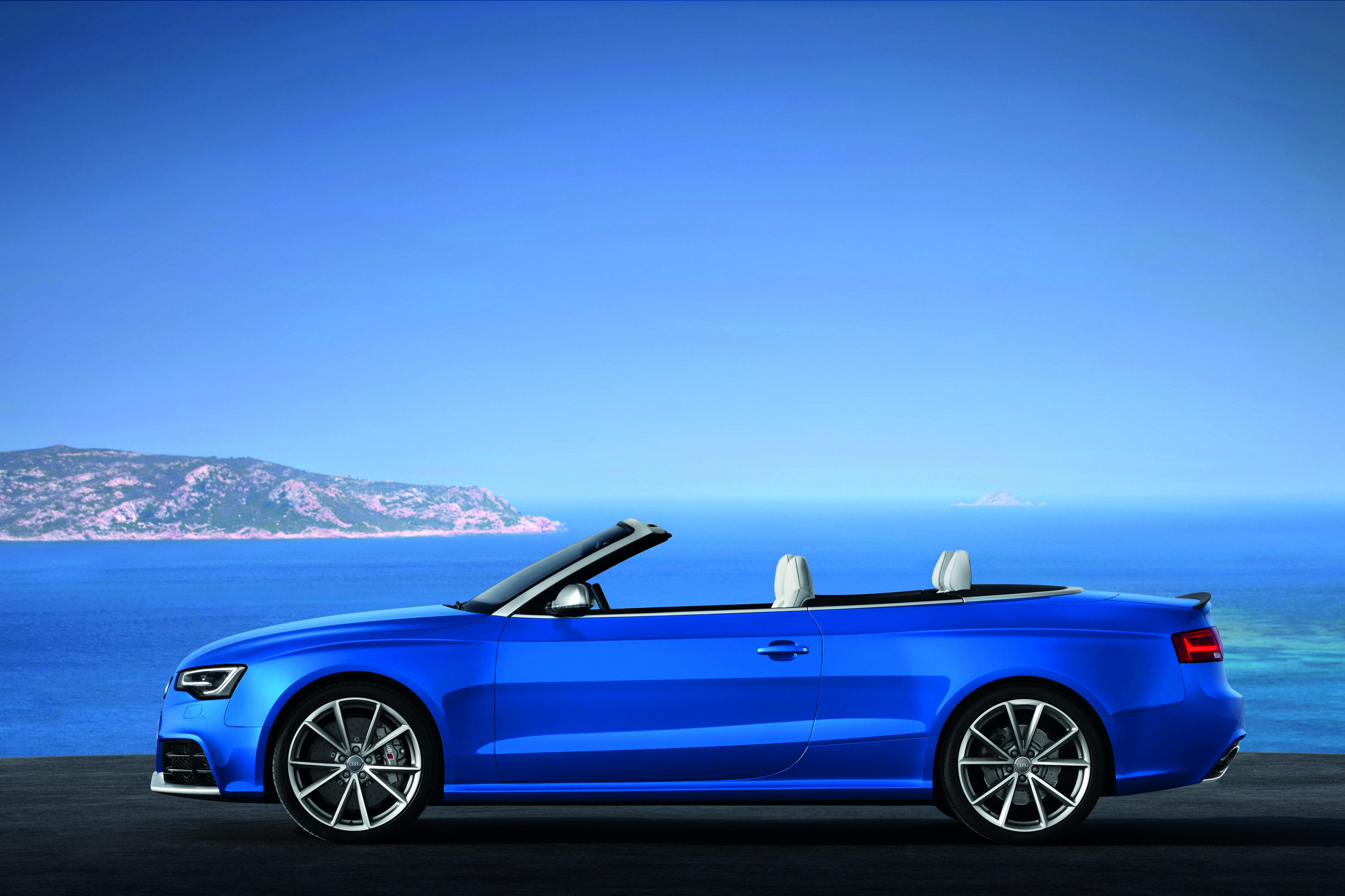 Audi RS5 Cabriolet photo #5