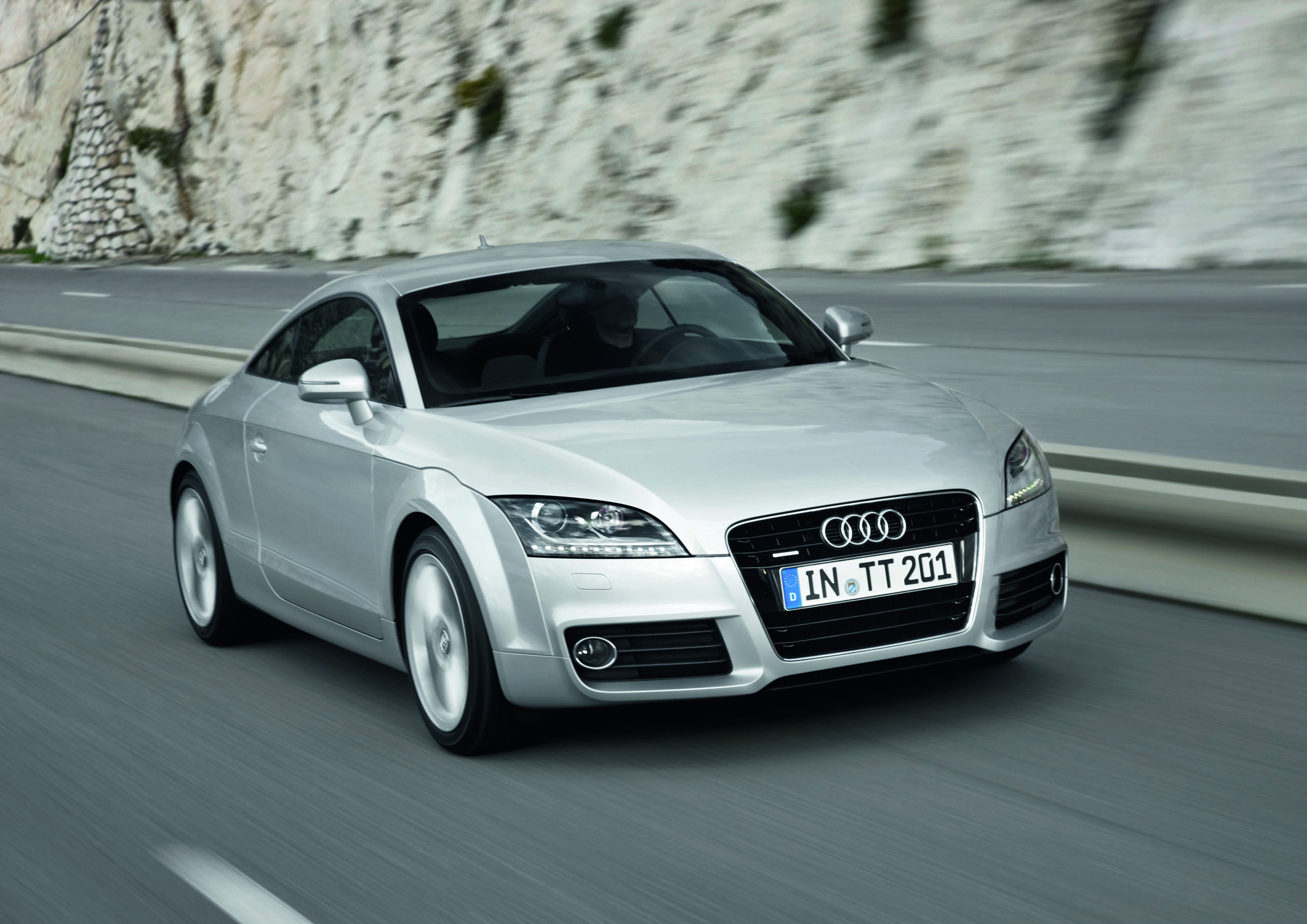 Audi TT Coupe-Roadster photo #3