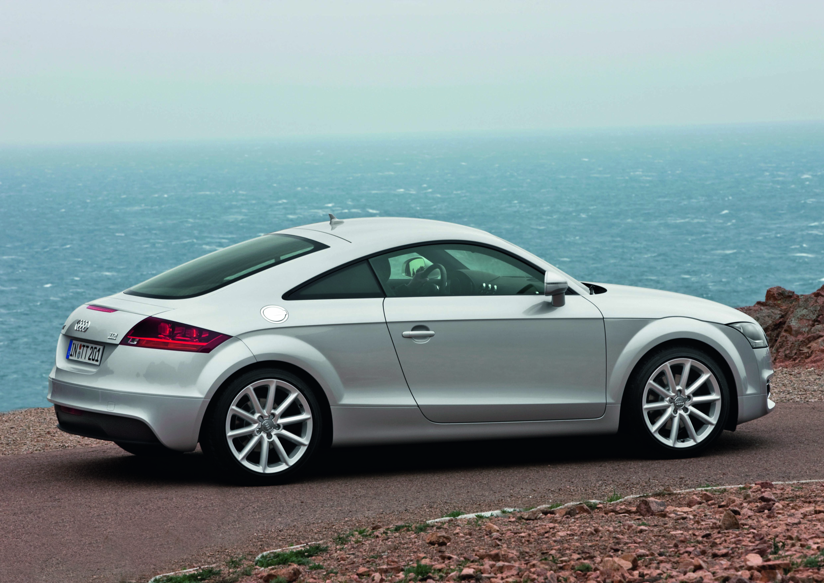 Audi TT Coupe-Roadster photo #31