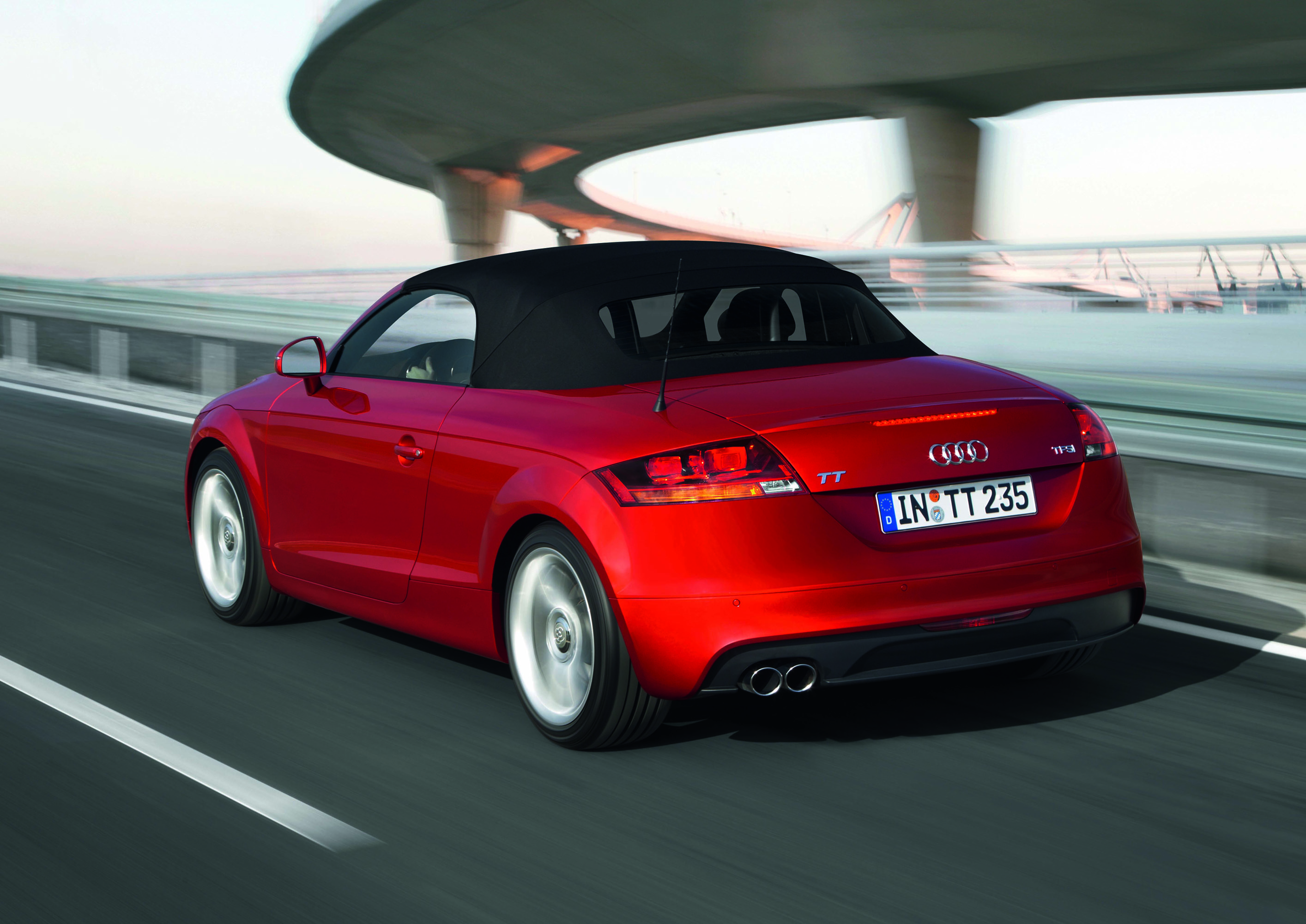 Audi TT Coupe-Roadster photo #34