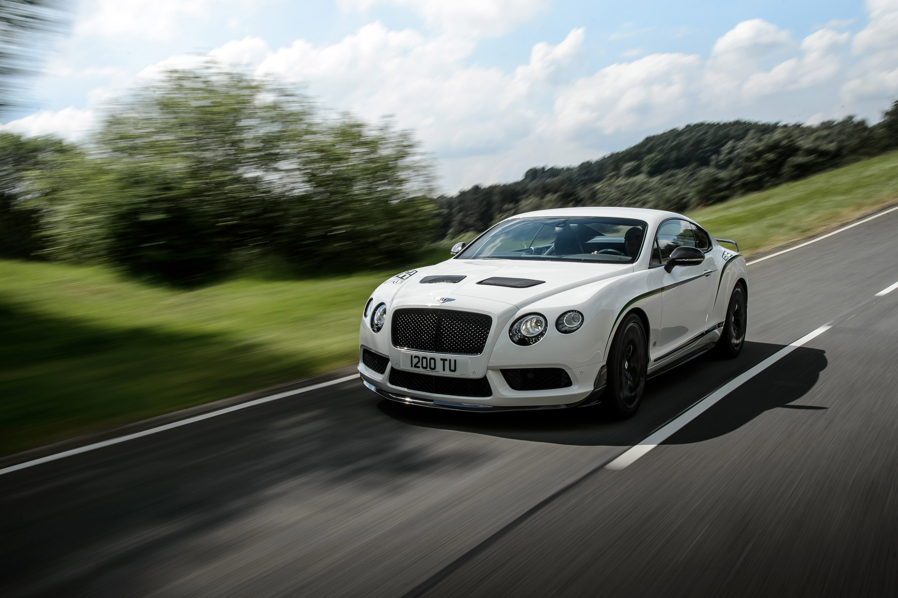 Bentley Continental GT3-R photo #3