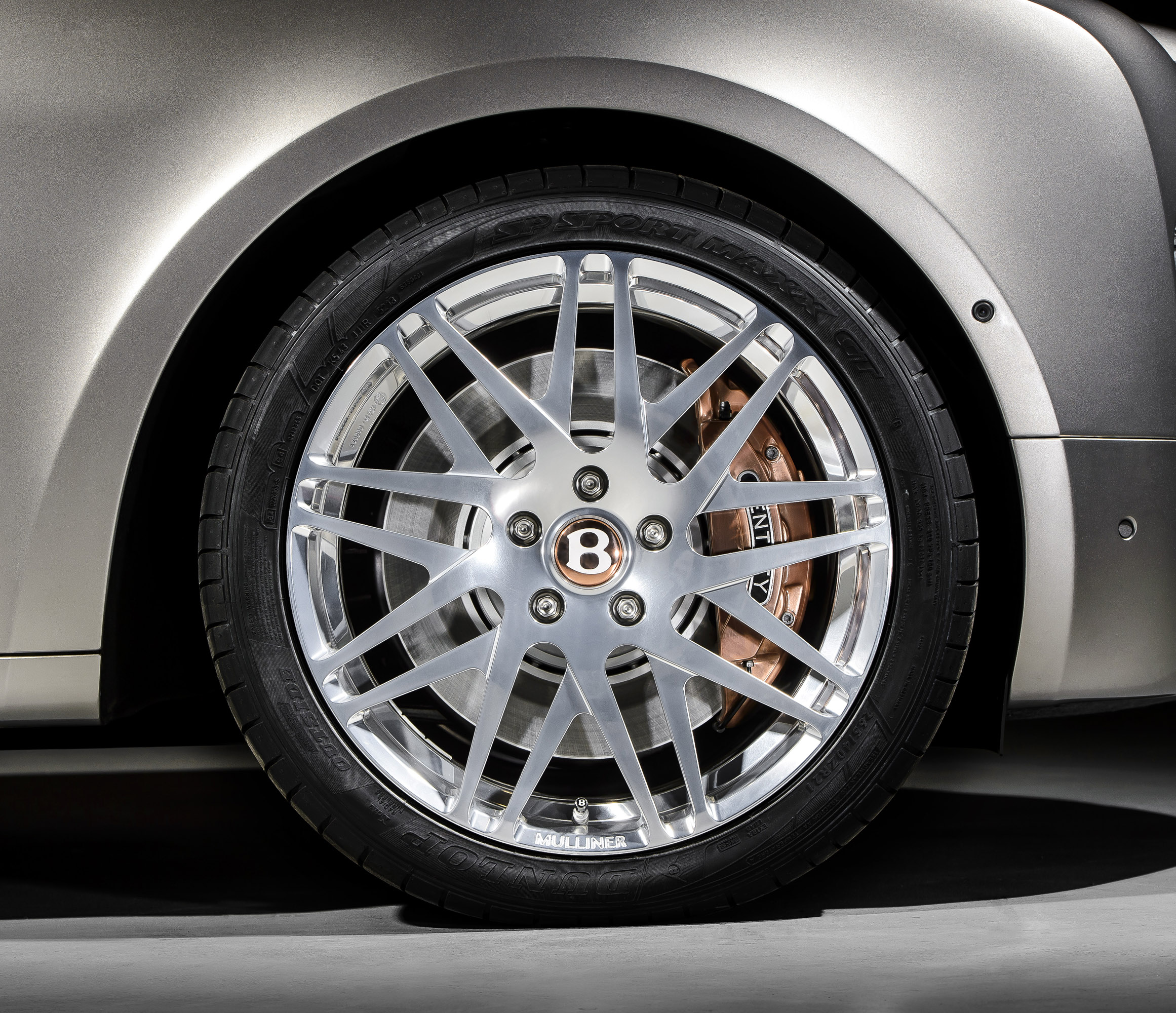 Bentley Hybrid Concept photo #3