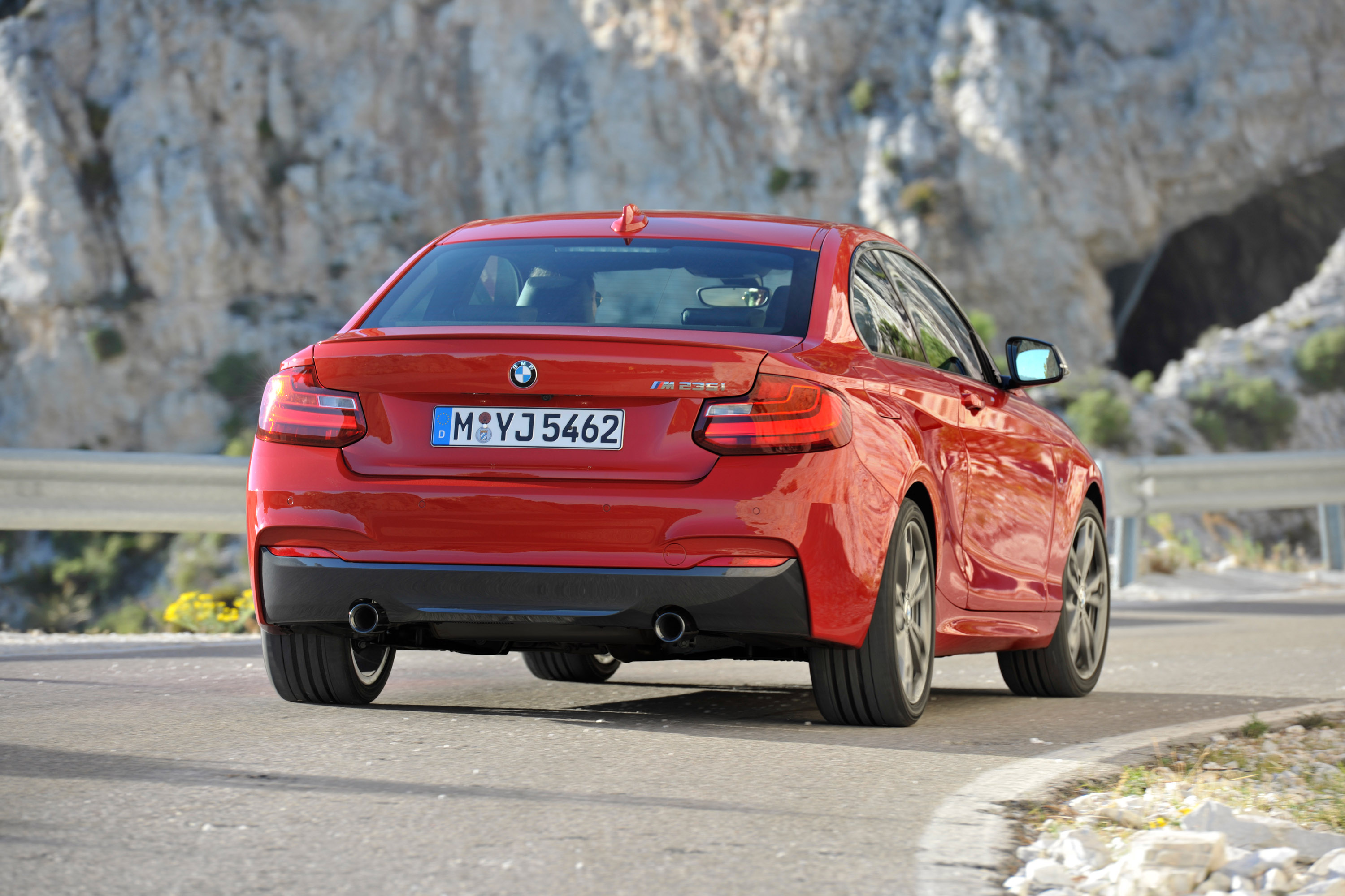 BMW 2 Series Coupe photo #31