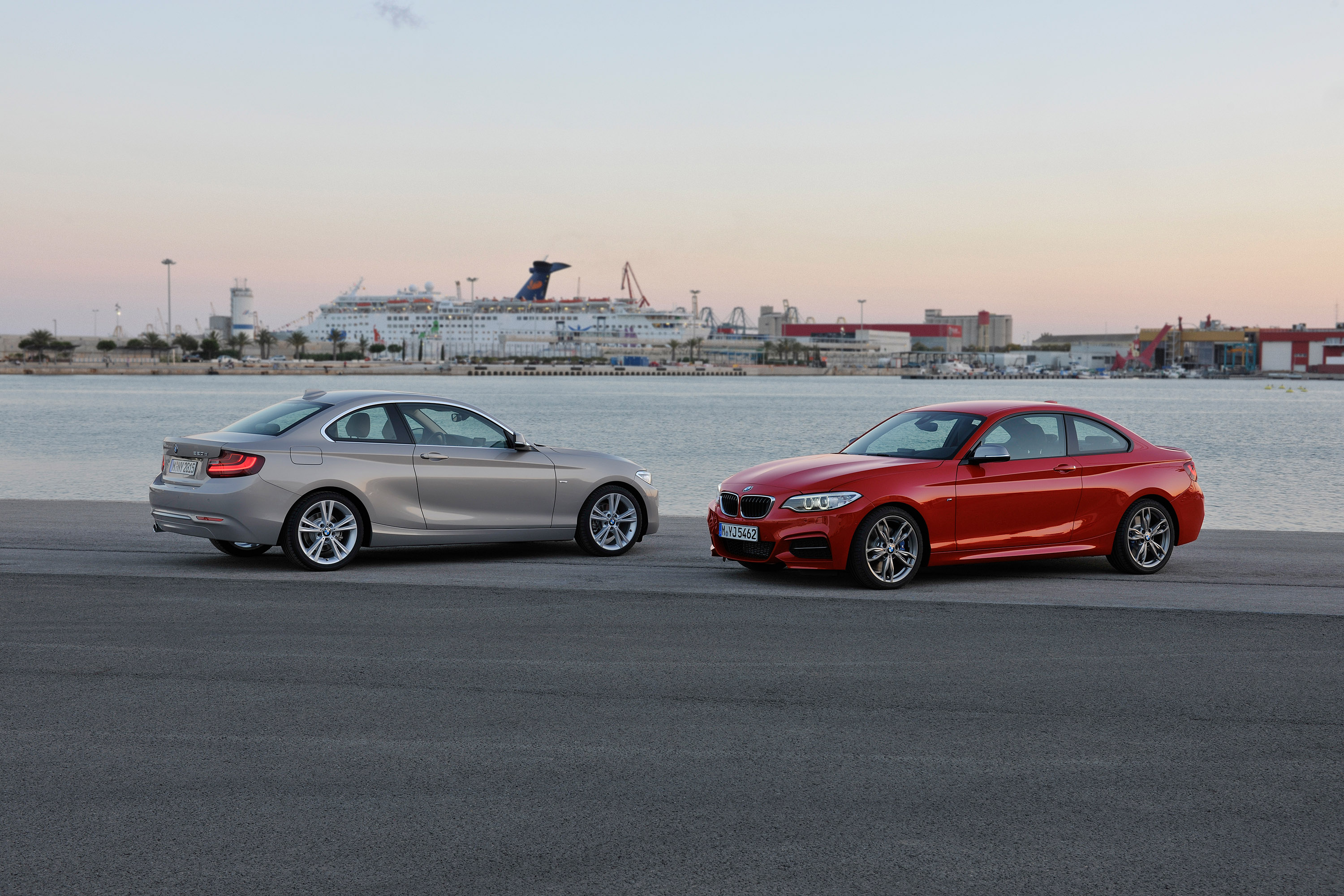 BMW 2 Series Coupe photo #38