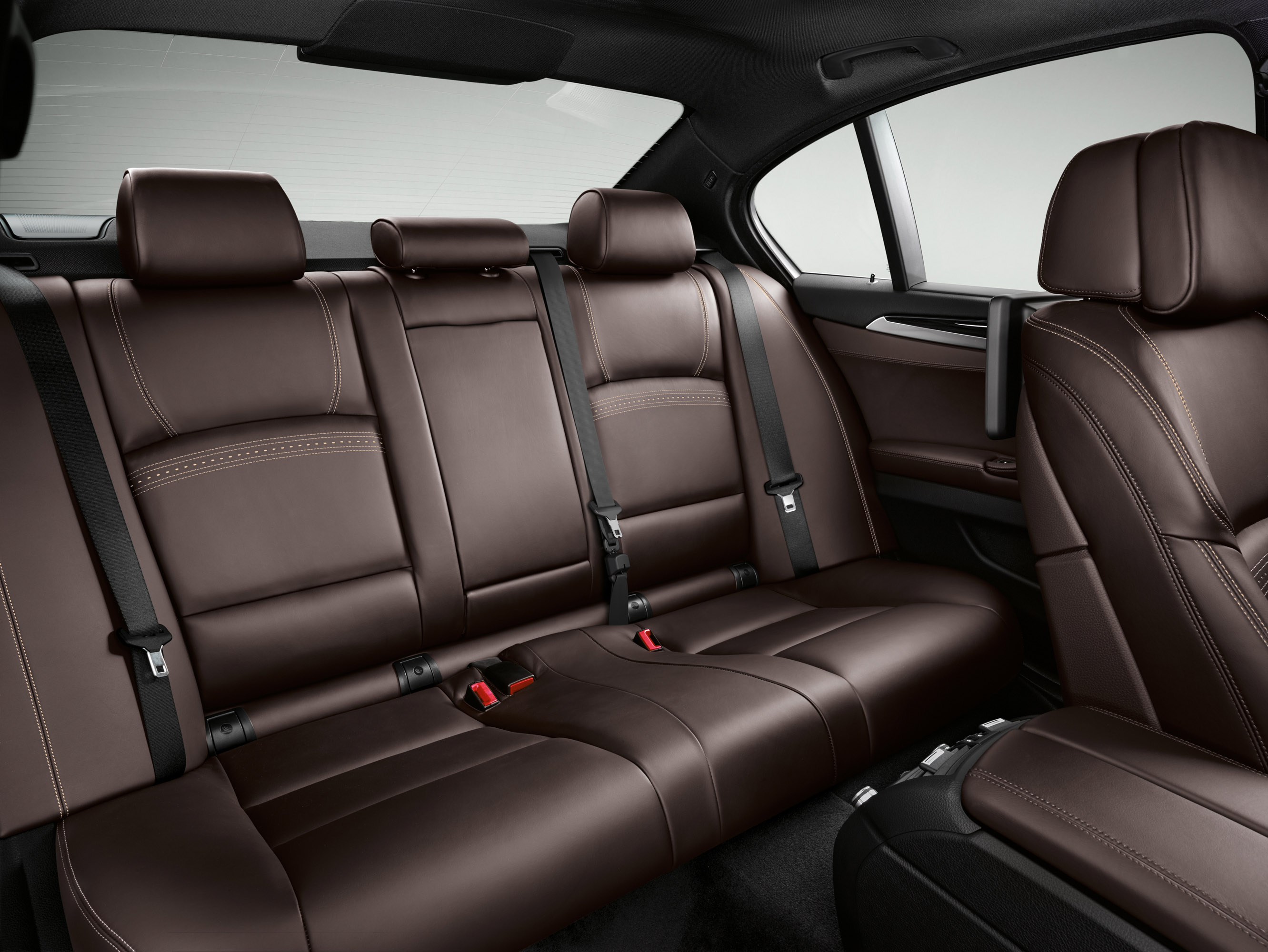 BMW 5-Series photo #41