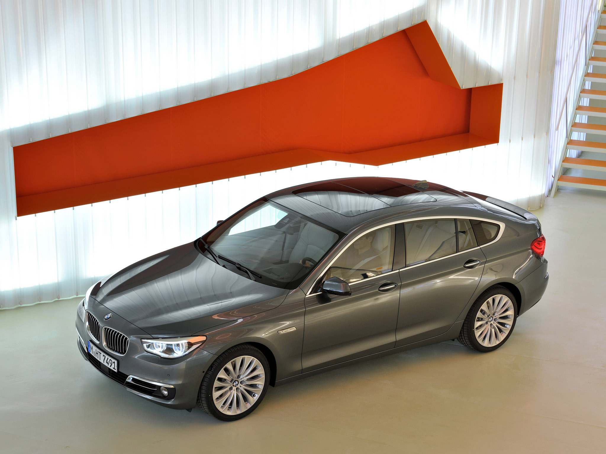 BMW 5-Series photo #66
