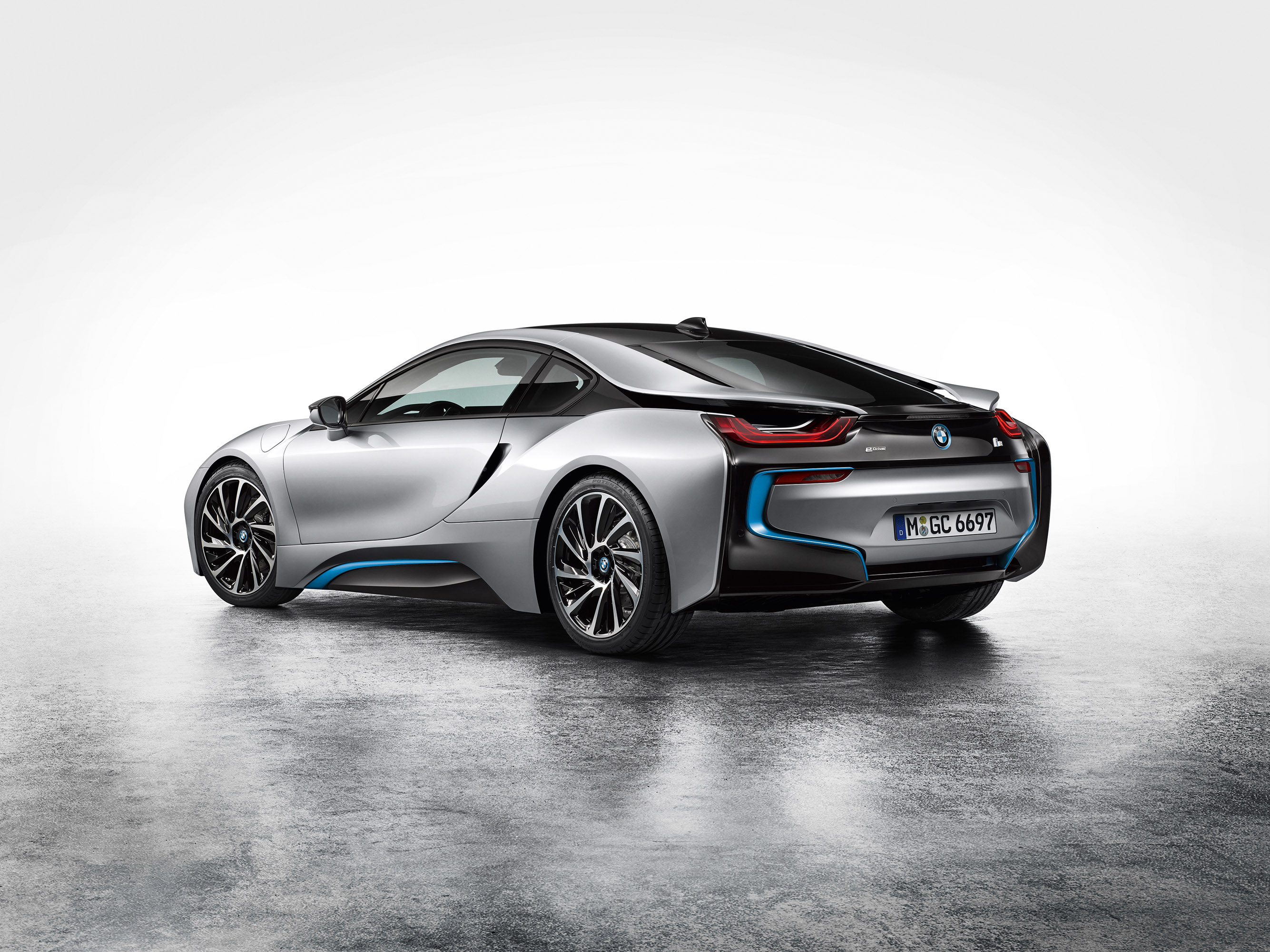 BMW i8 photo #4