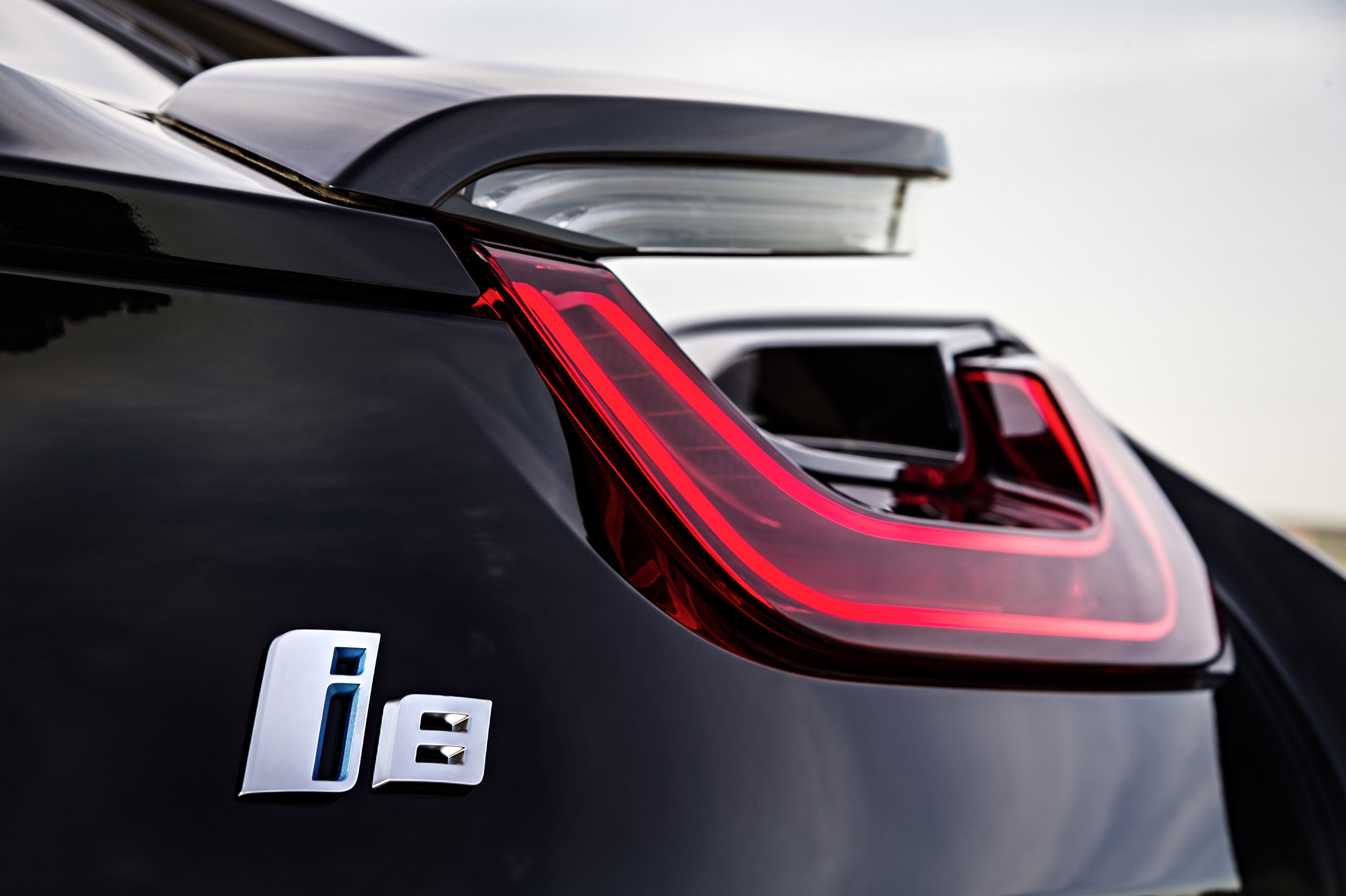 BMW i8 photo #25
