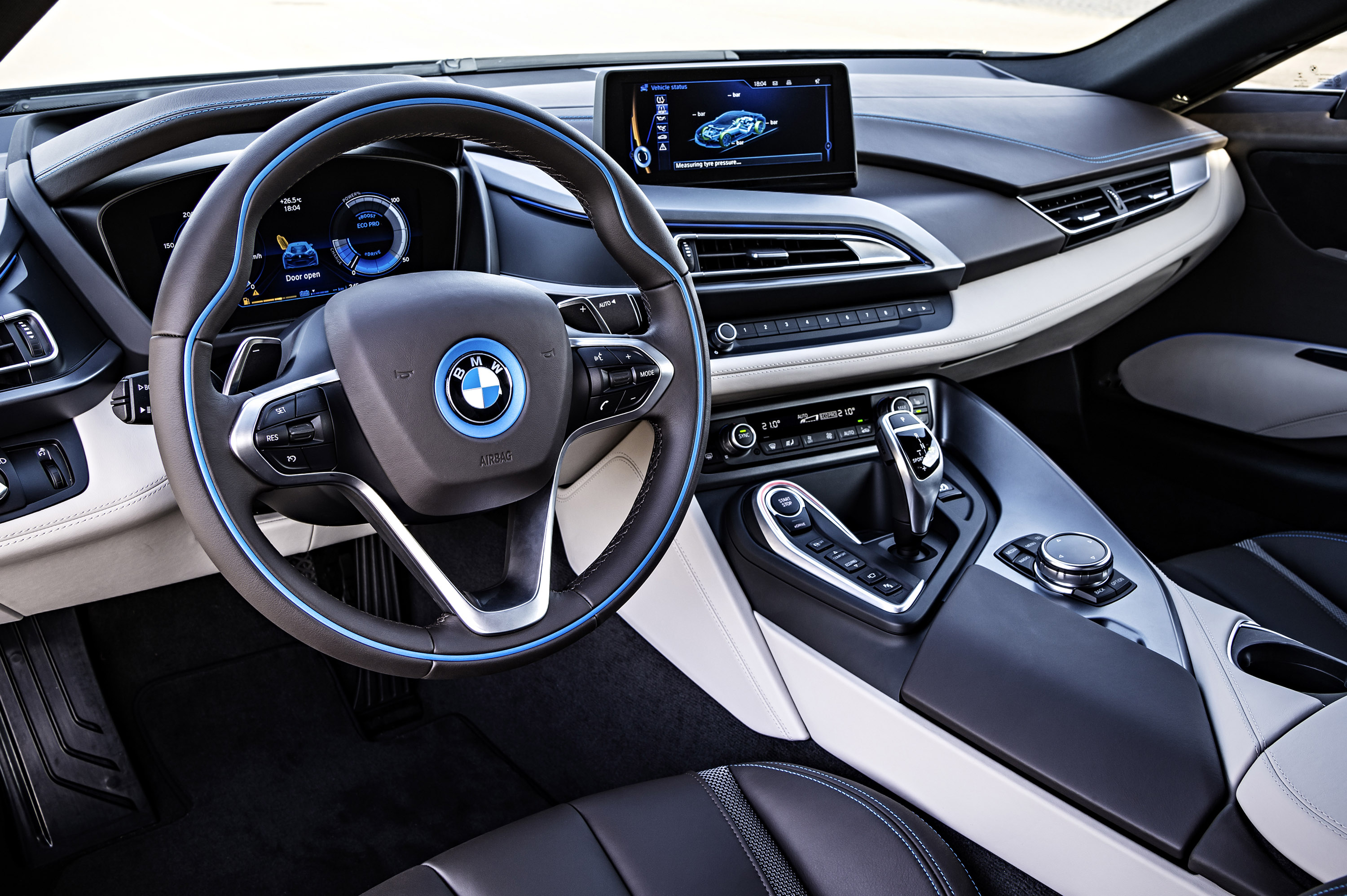 BMW i8 photo #34