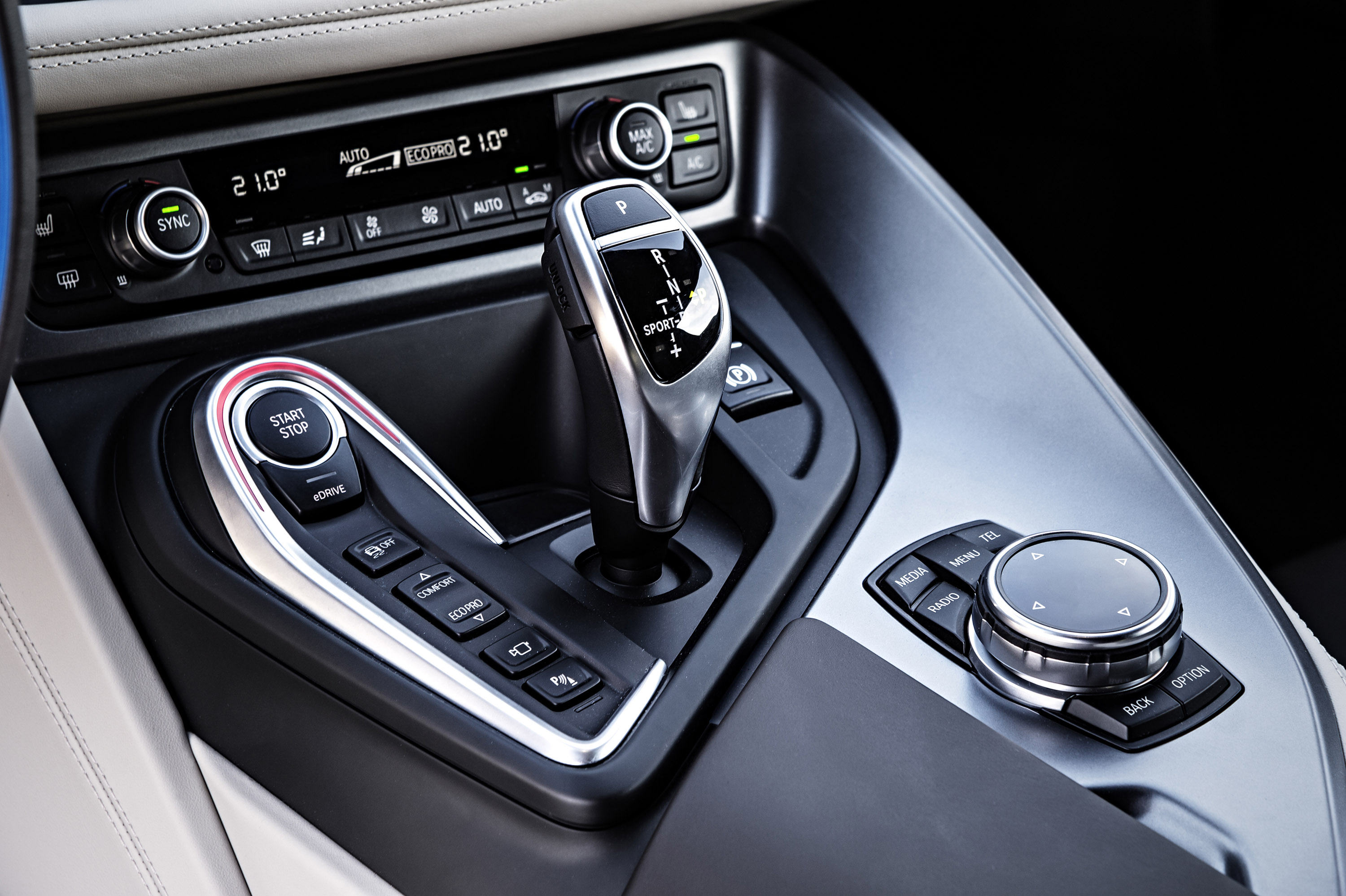 BMW i8 photo #35