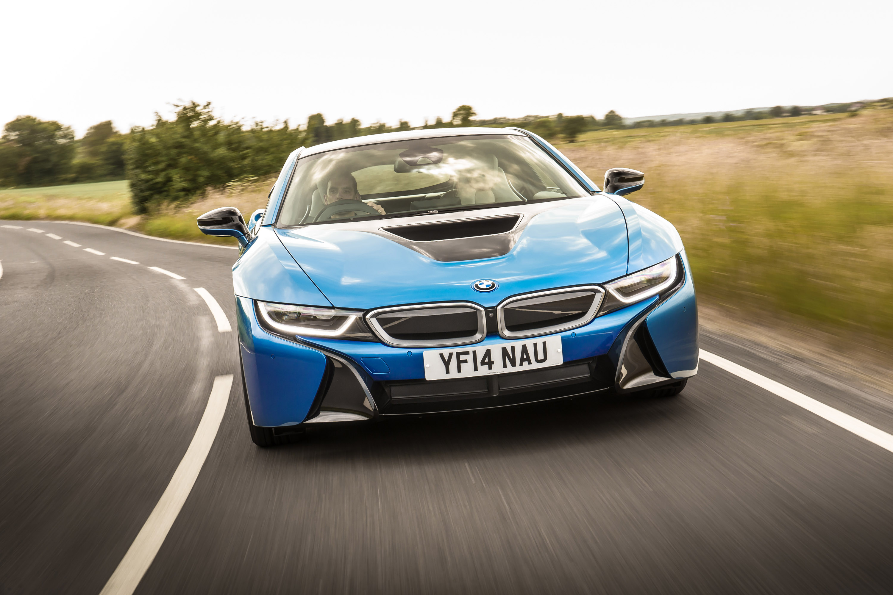 BMW i8 photo #41