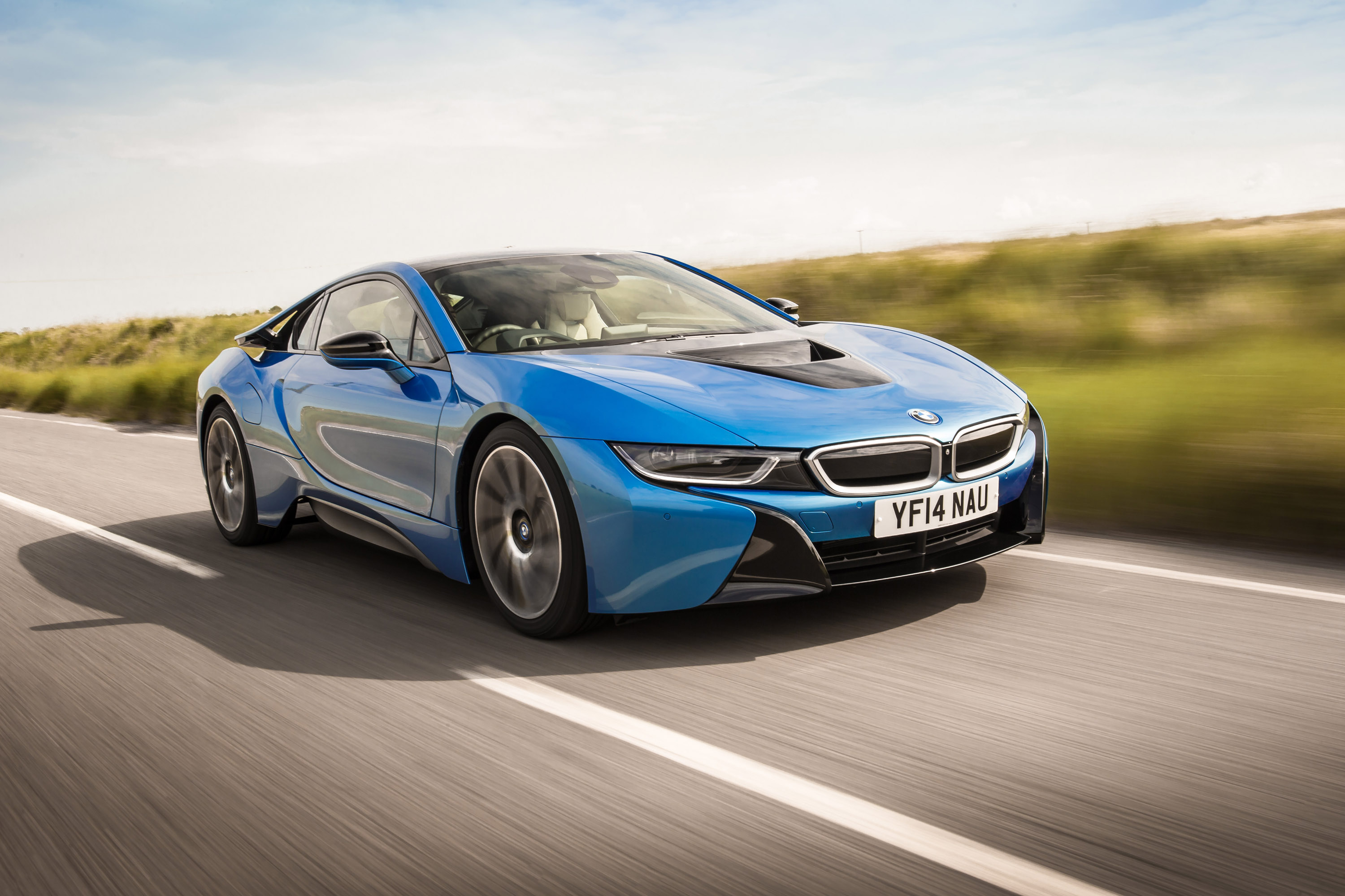 BMW i8 photo #42