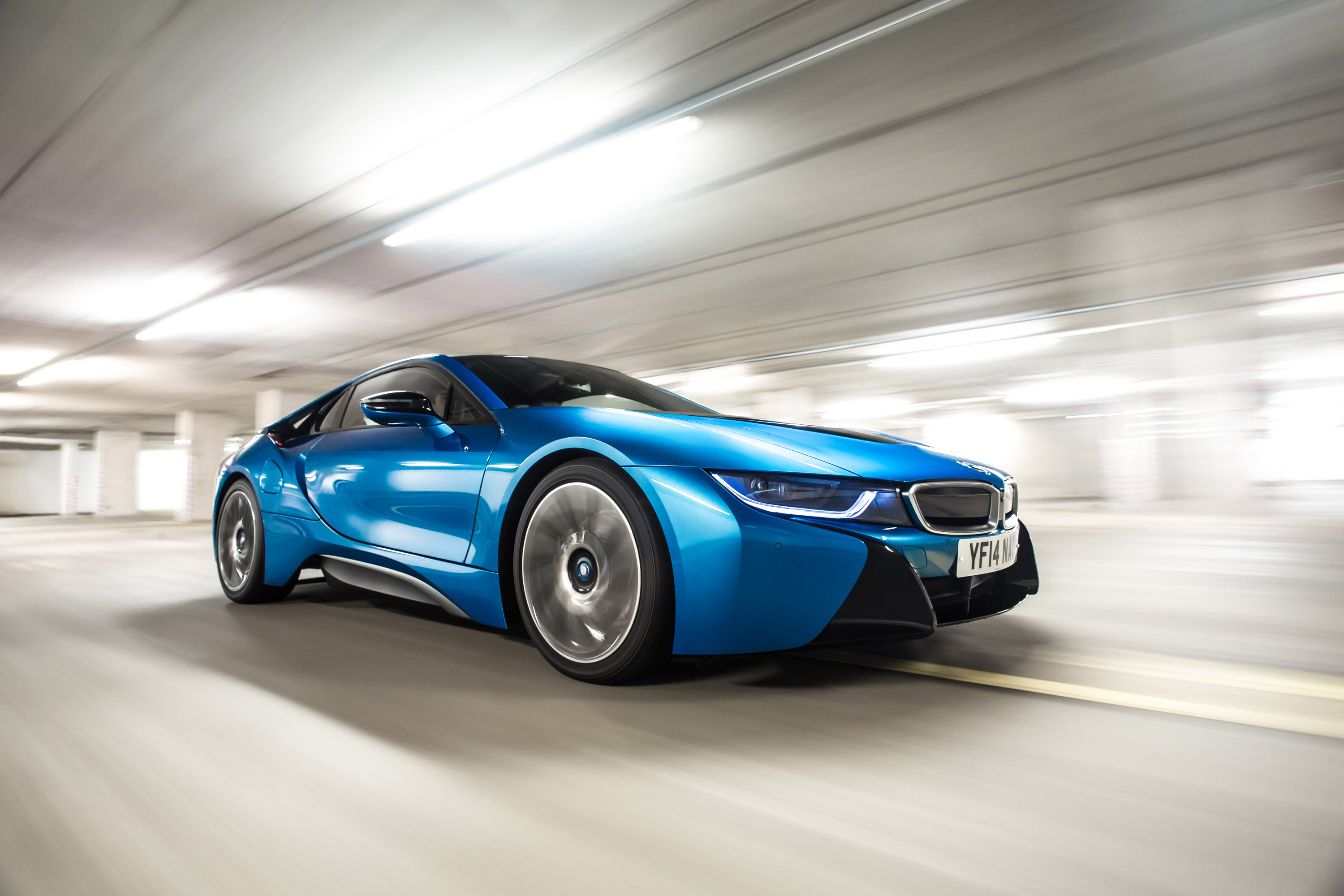 BMW i8 photo #46