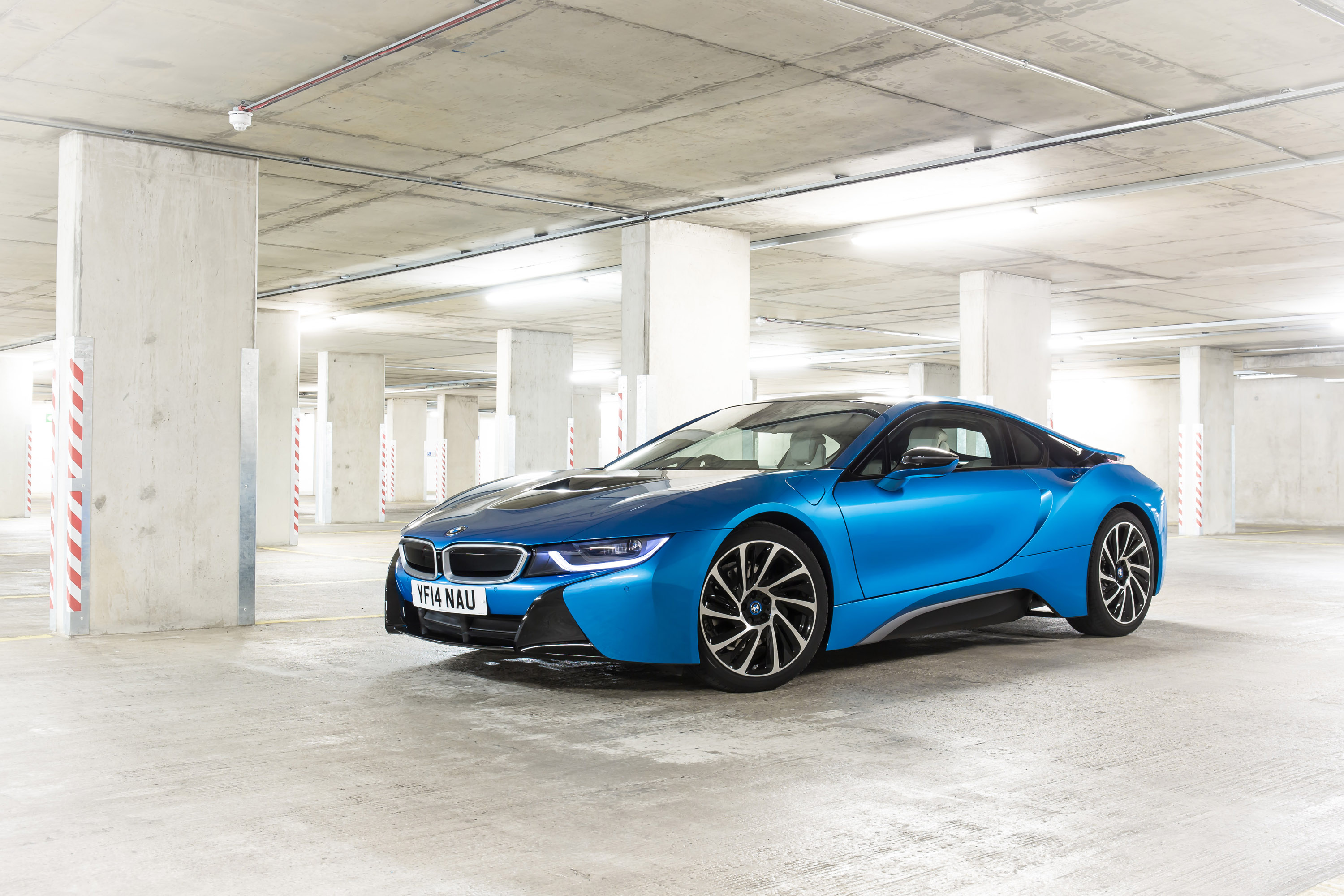 BMW i8 photo #52
