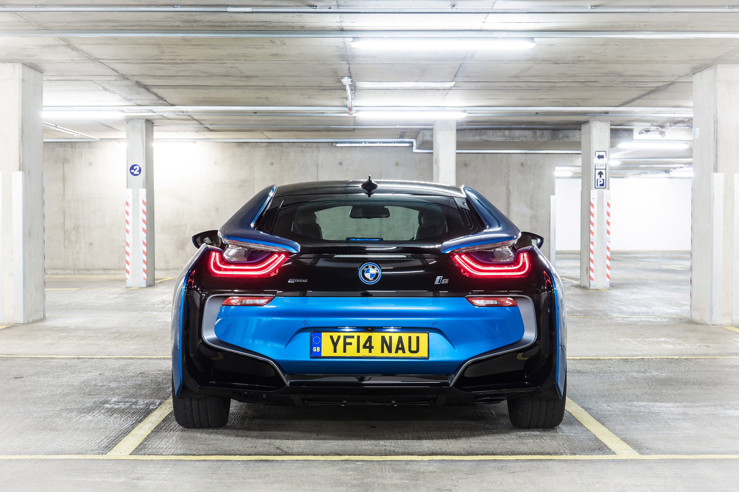 BMW i8 photo #58