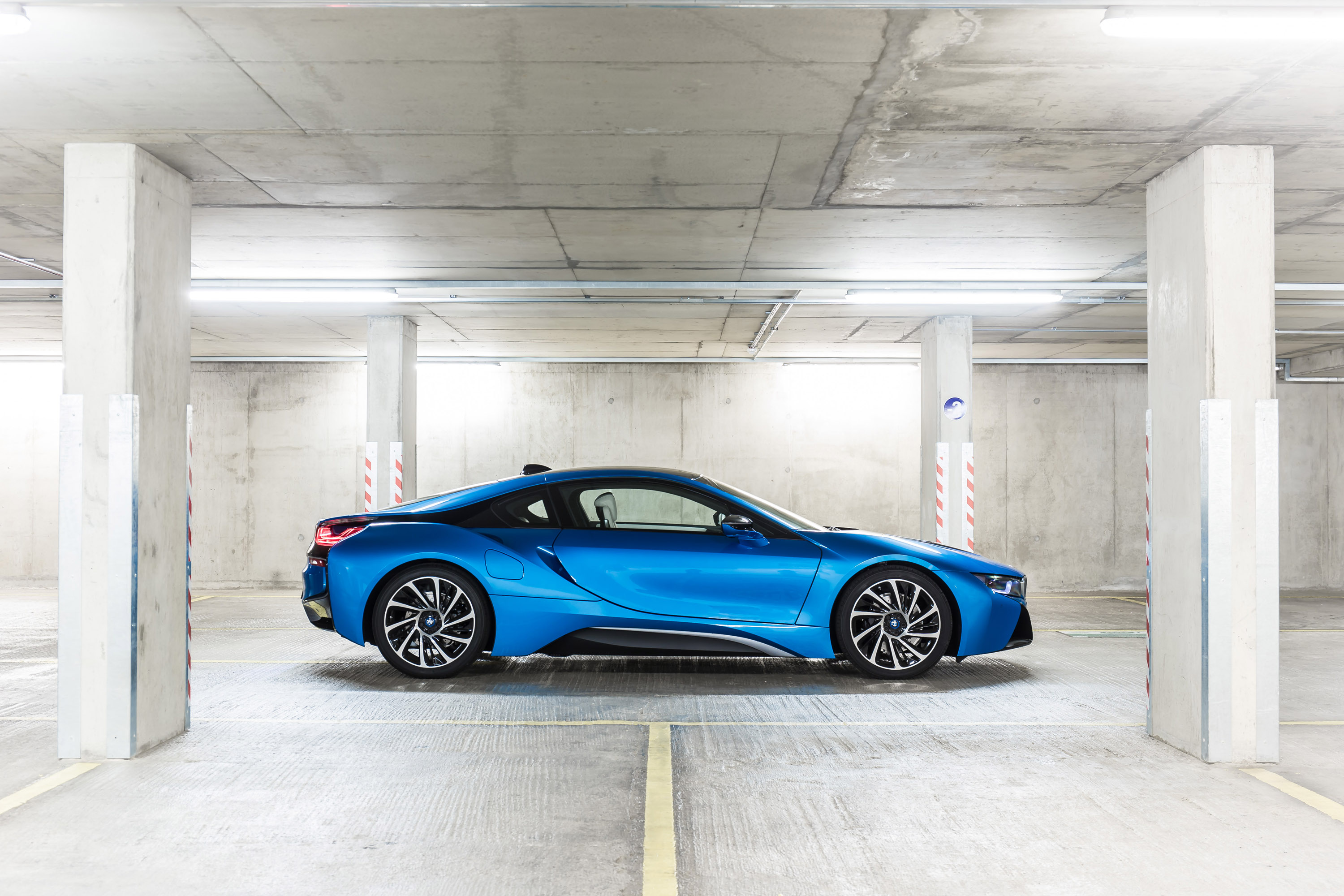 BMW i8 photo #59
