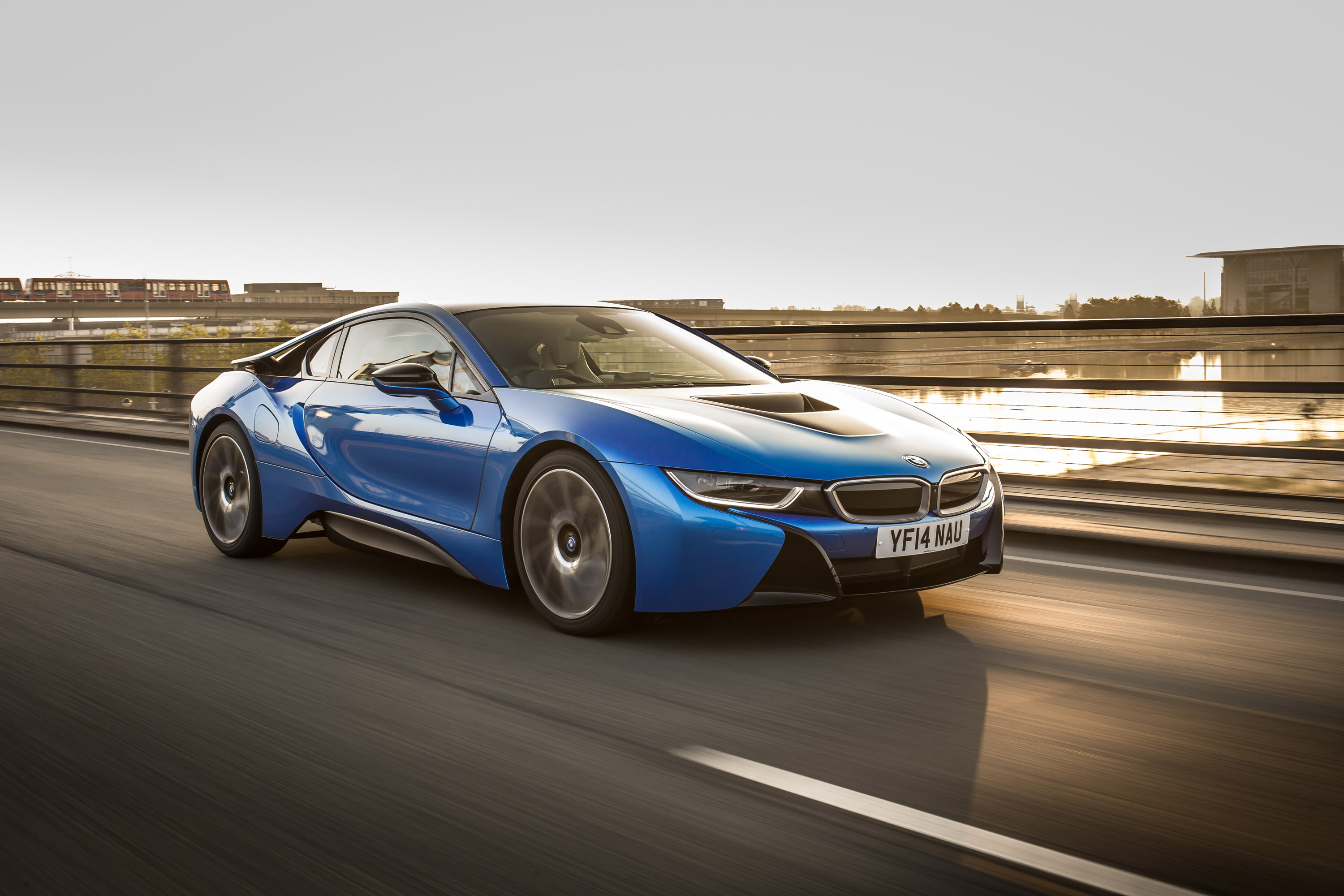 BMW i8 photo #60