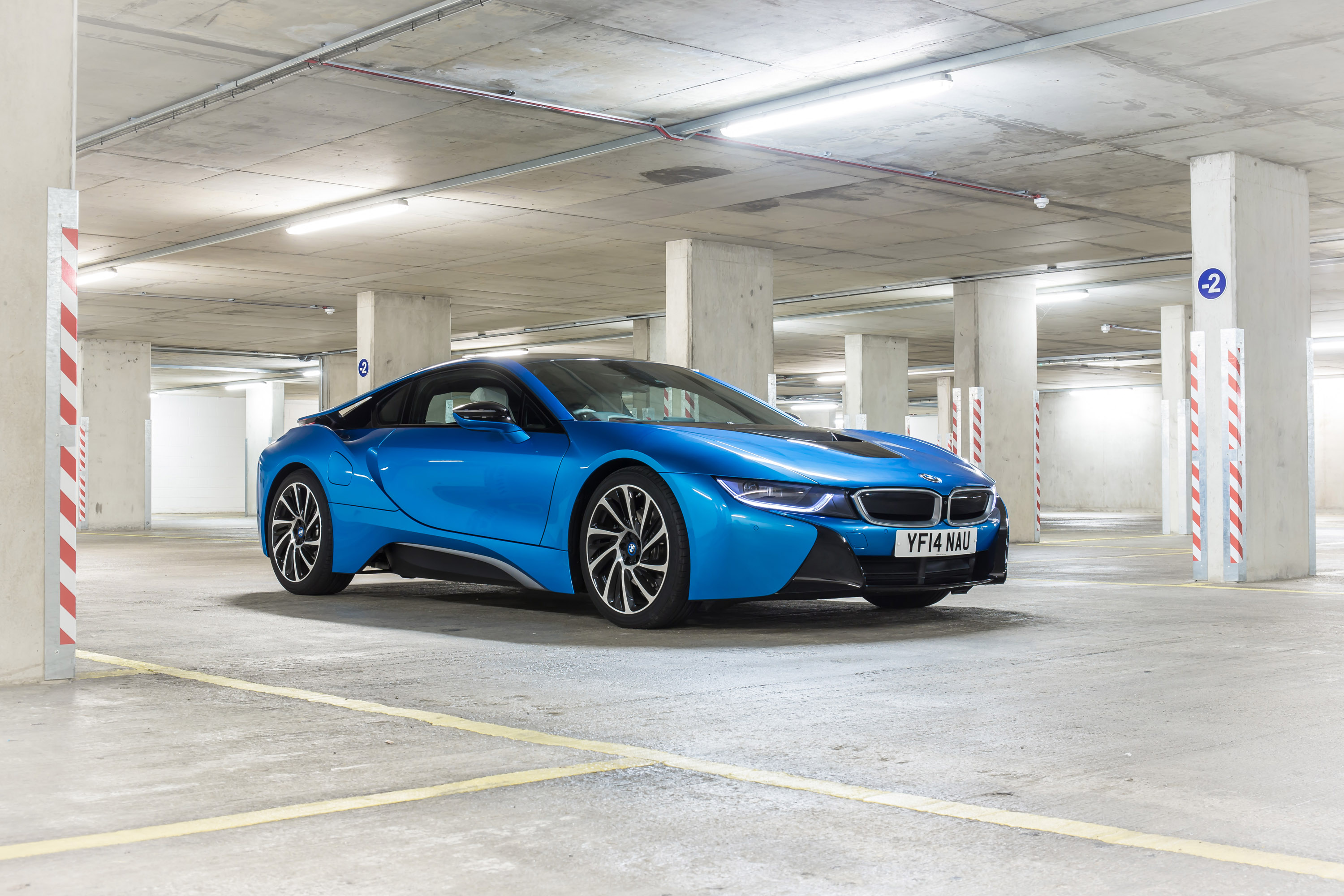 BMW i8 photo #65