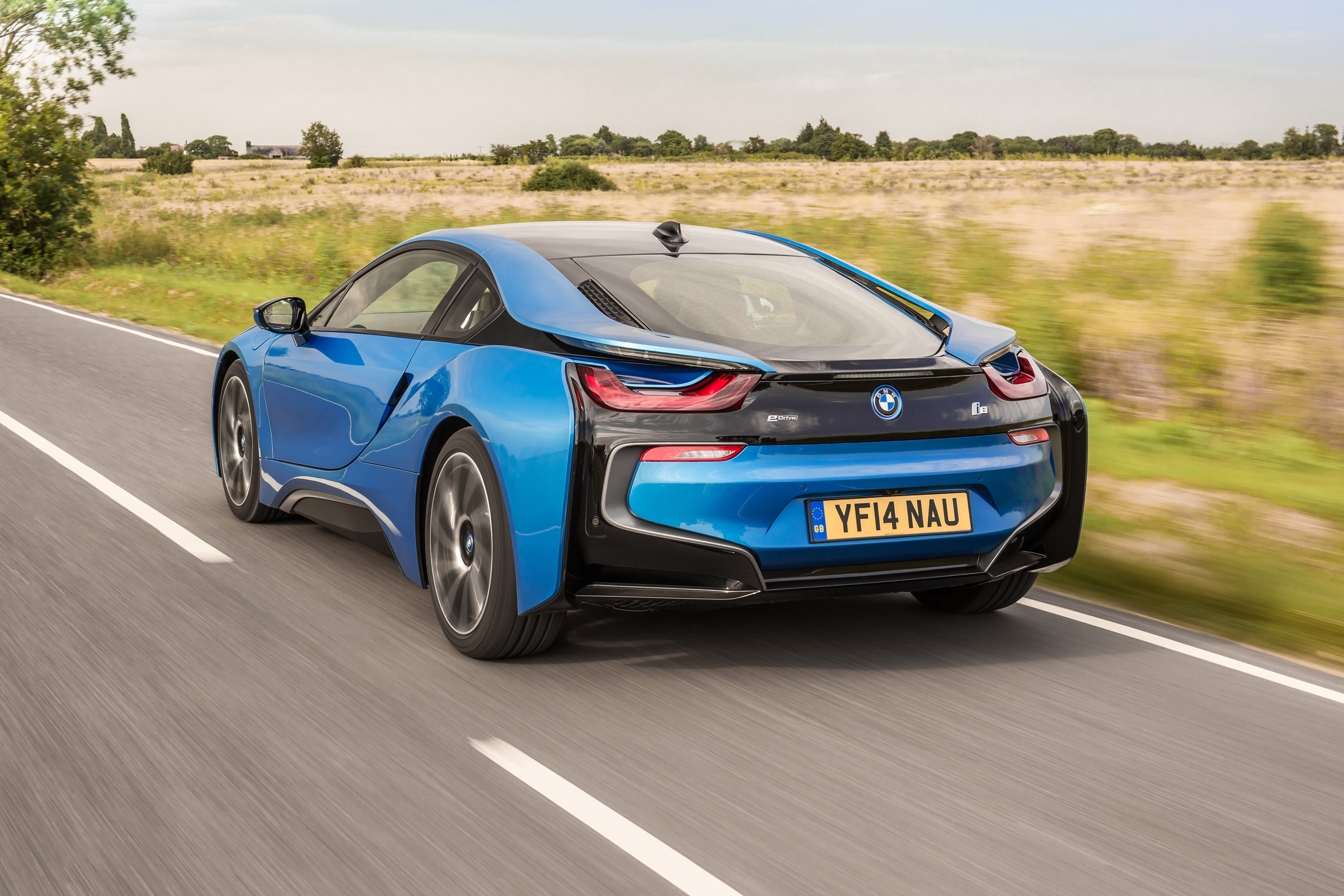 BMW i8 photo #80