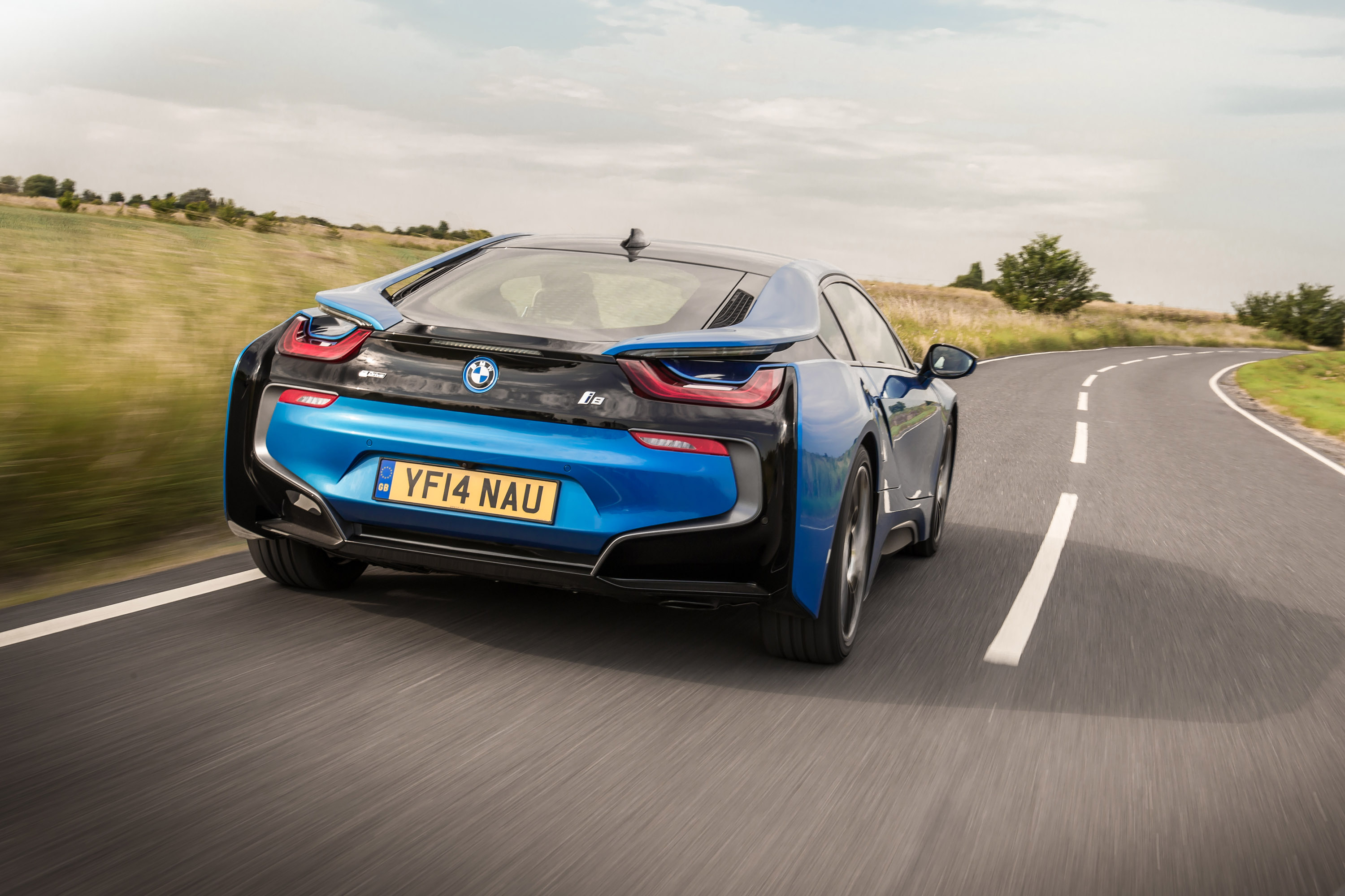 BMW i8 photo #81