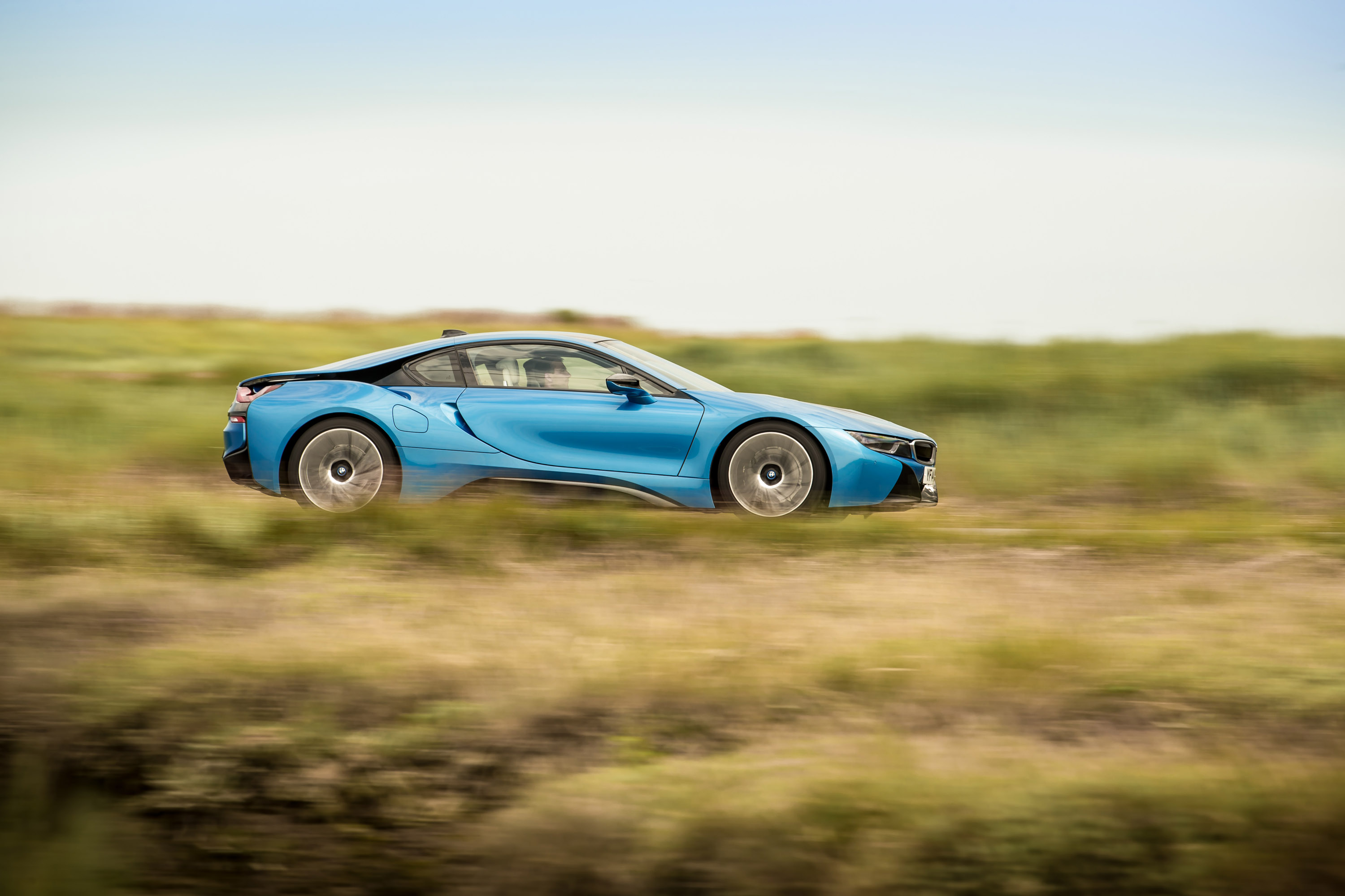 BMW i8 photo #82