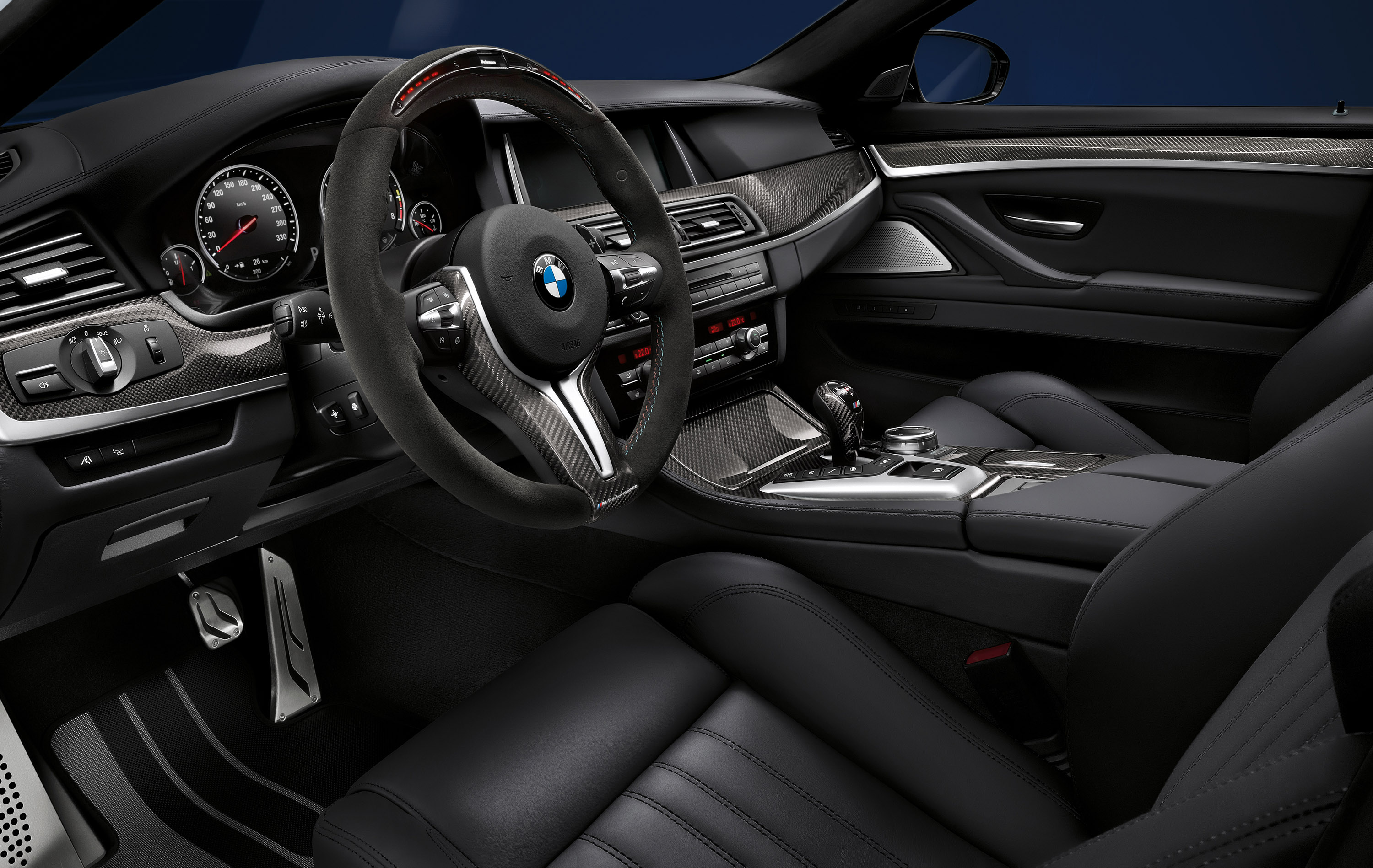 BMW M5 M Performance Accessories photo #14
