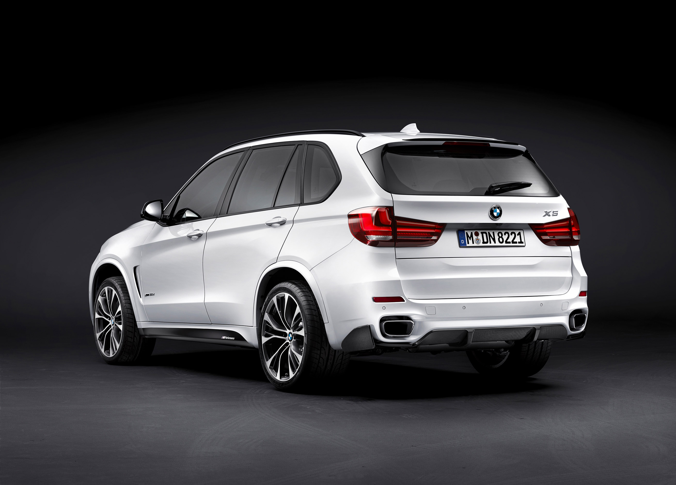 BMW X5 M35i xDrive photo #3