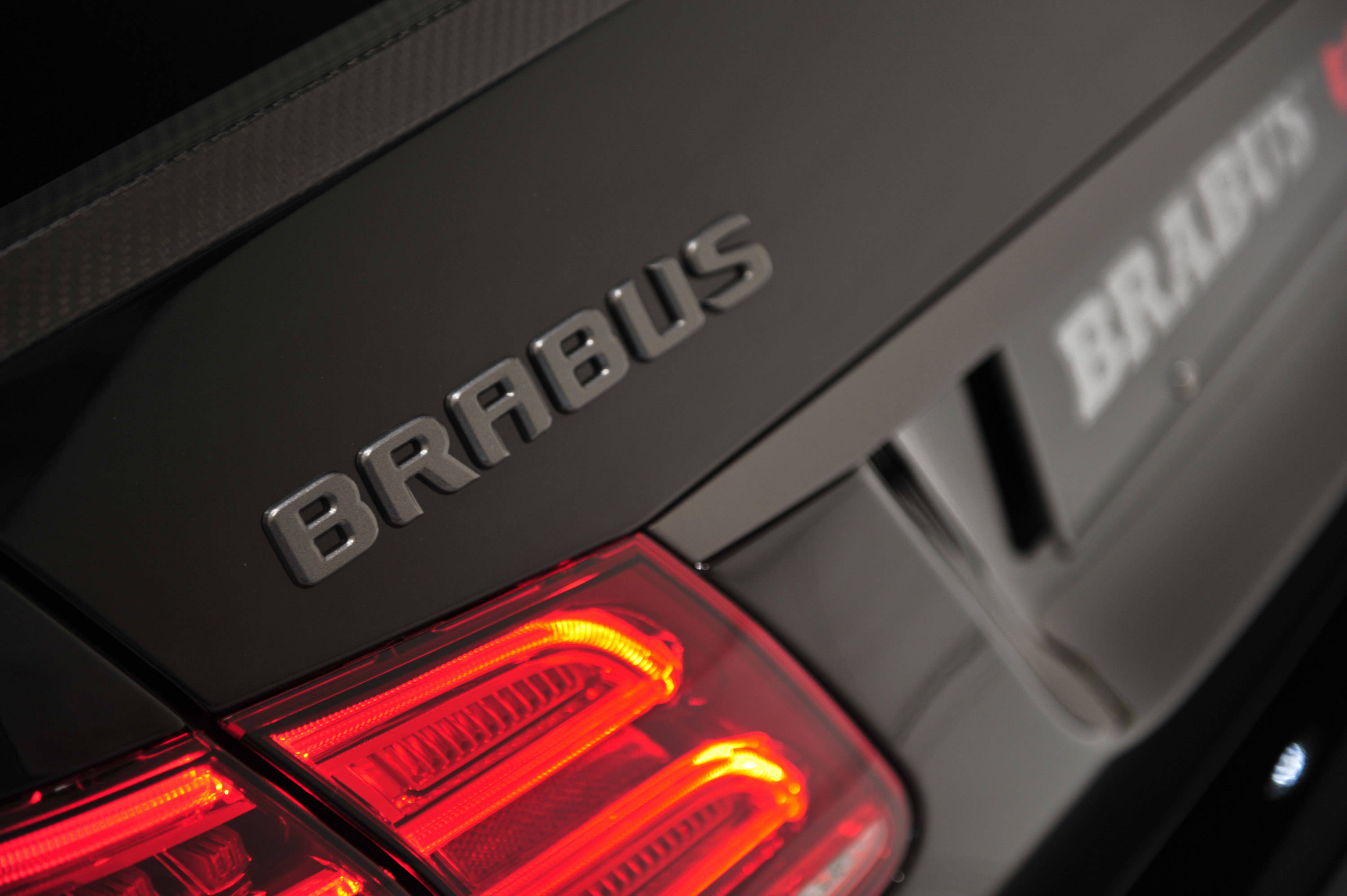 Brabus Mercedes-Benz E 63 850 Biturbo photo #35