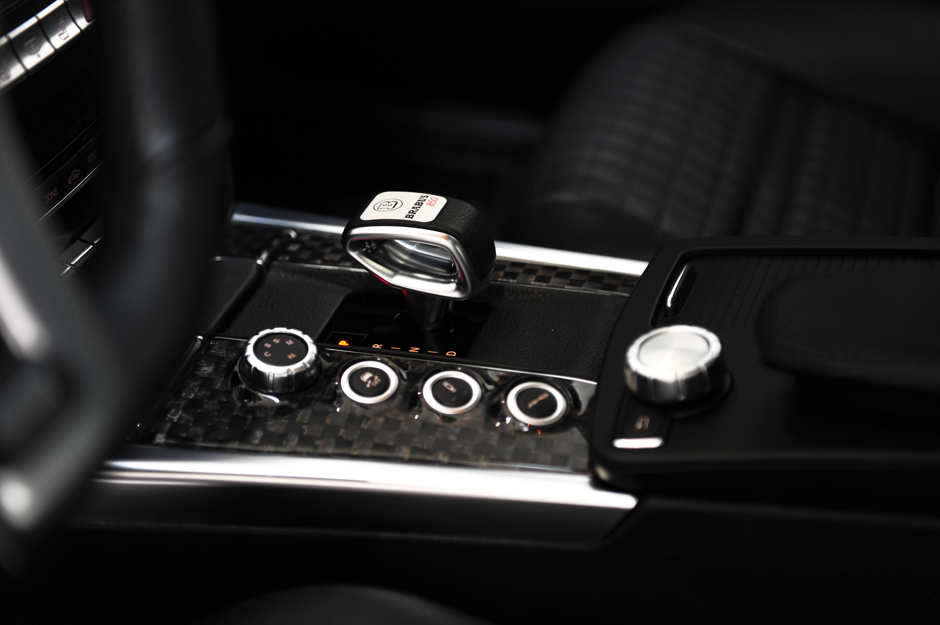 Brabus Mercedes-Benz E 63 850 Biturbo photo #55