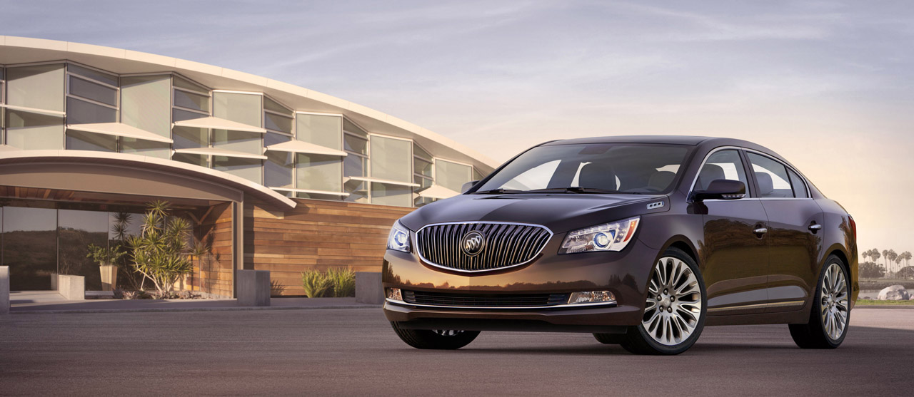 Buick LaCrosse photo #1