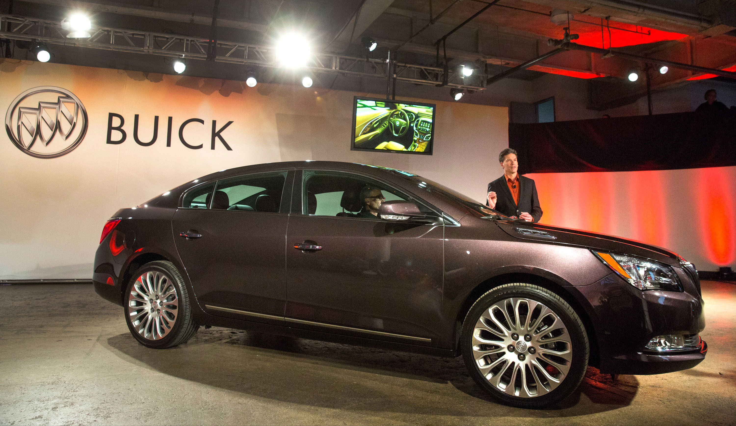 Buick LaCrosse photo #4