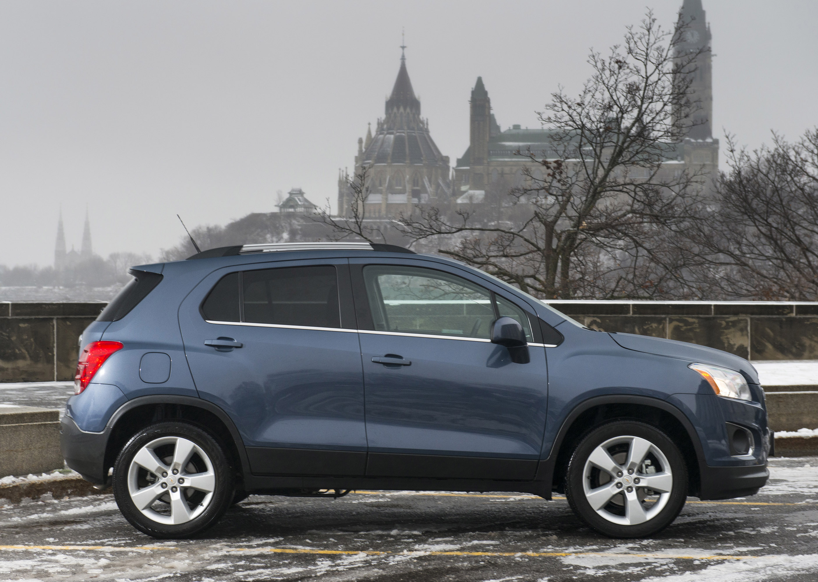 Chevrolet-Holden Trax photo #22