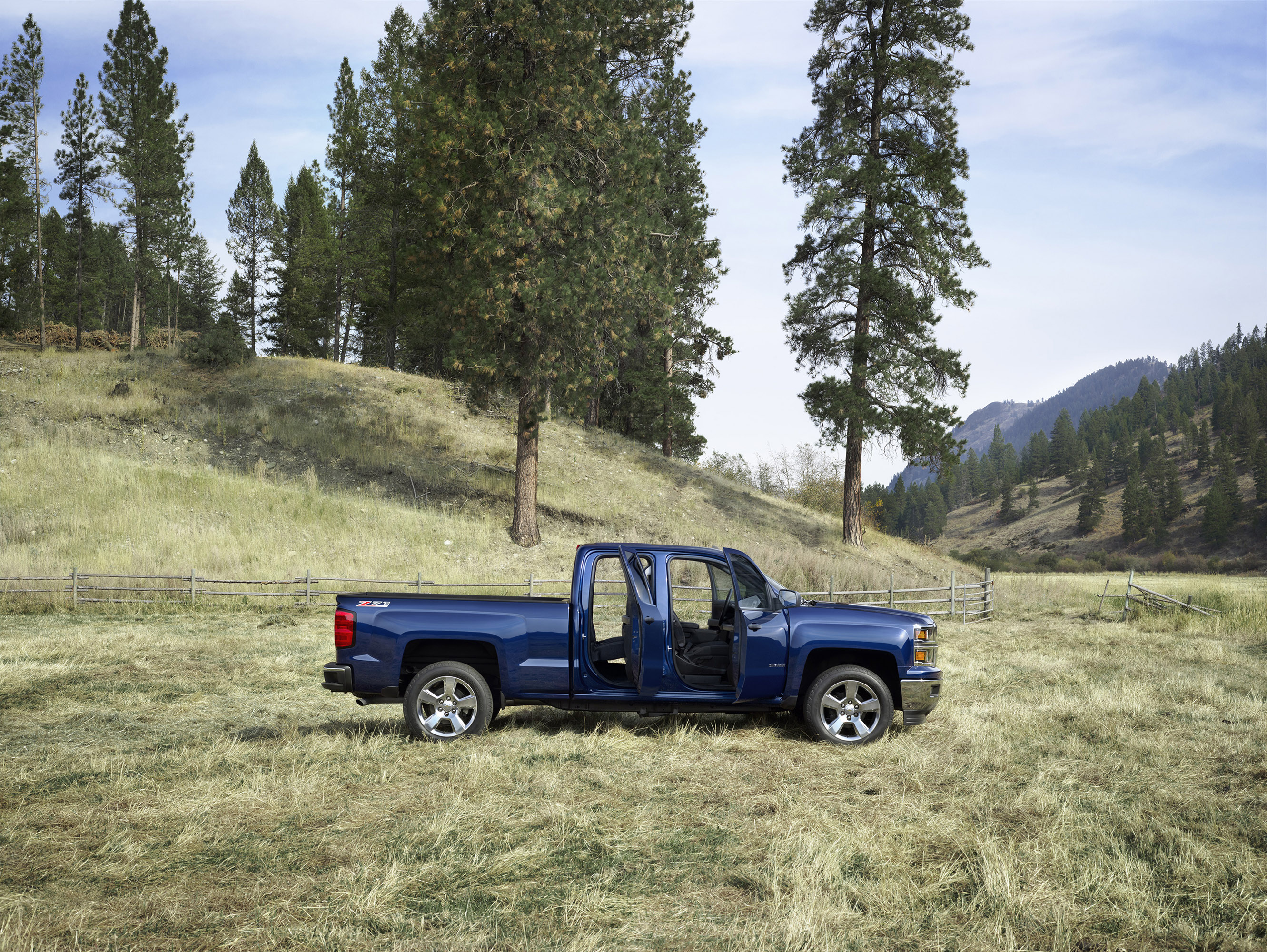 Chevrolet Silverado photo #20