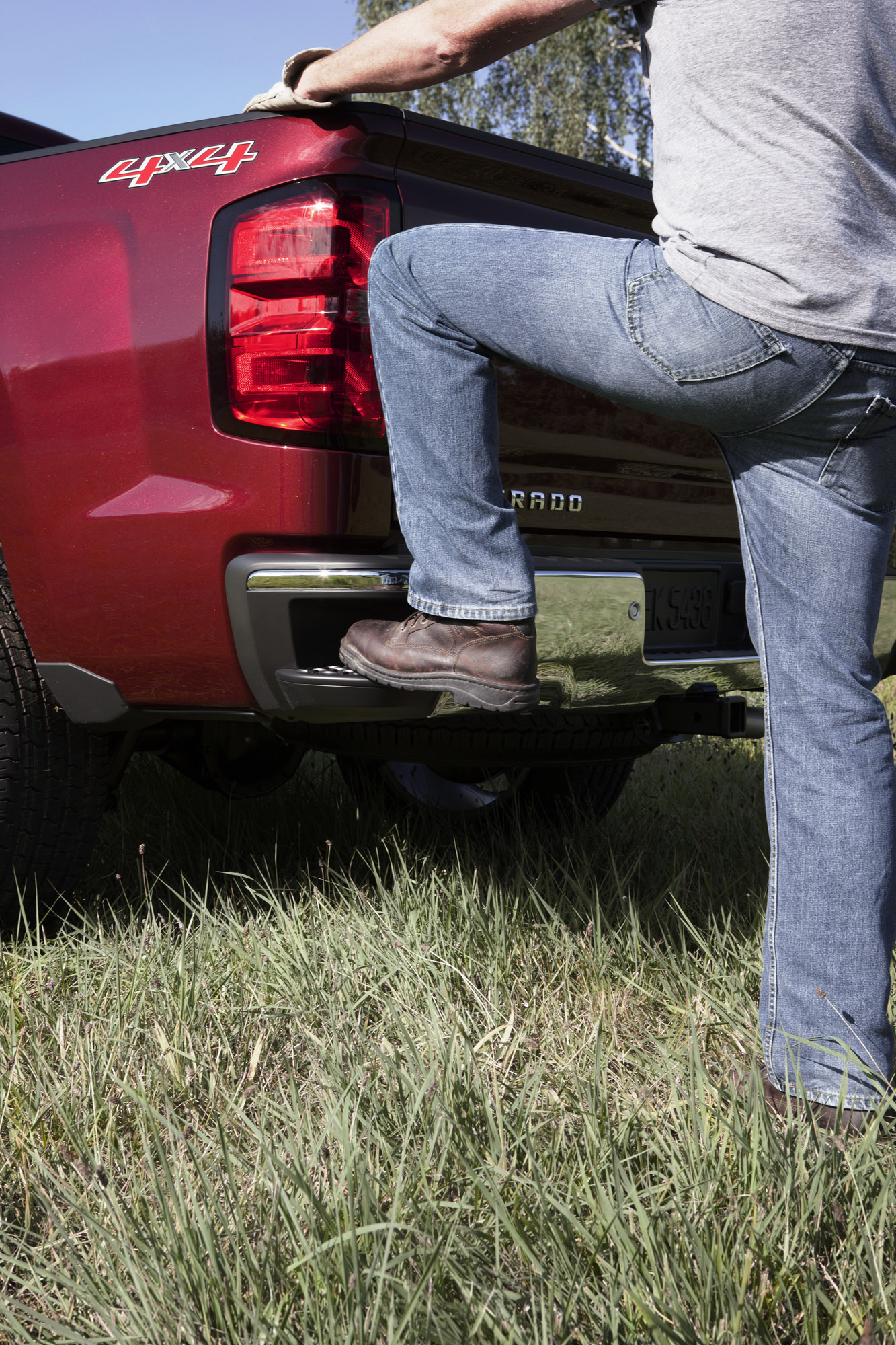Chevrolet Silverado photo #35