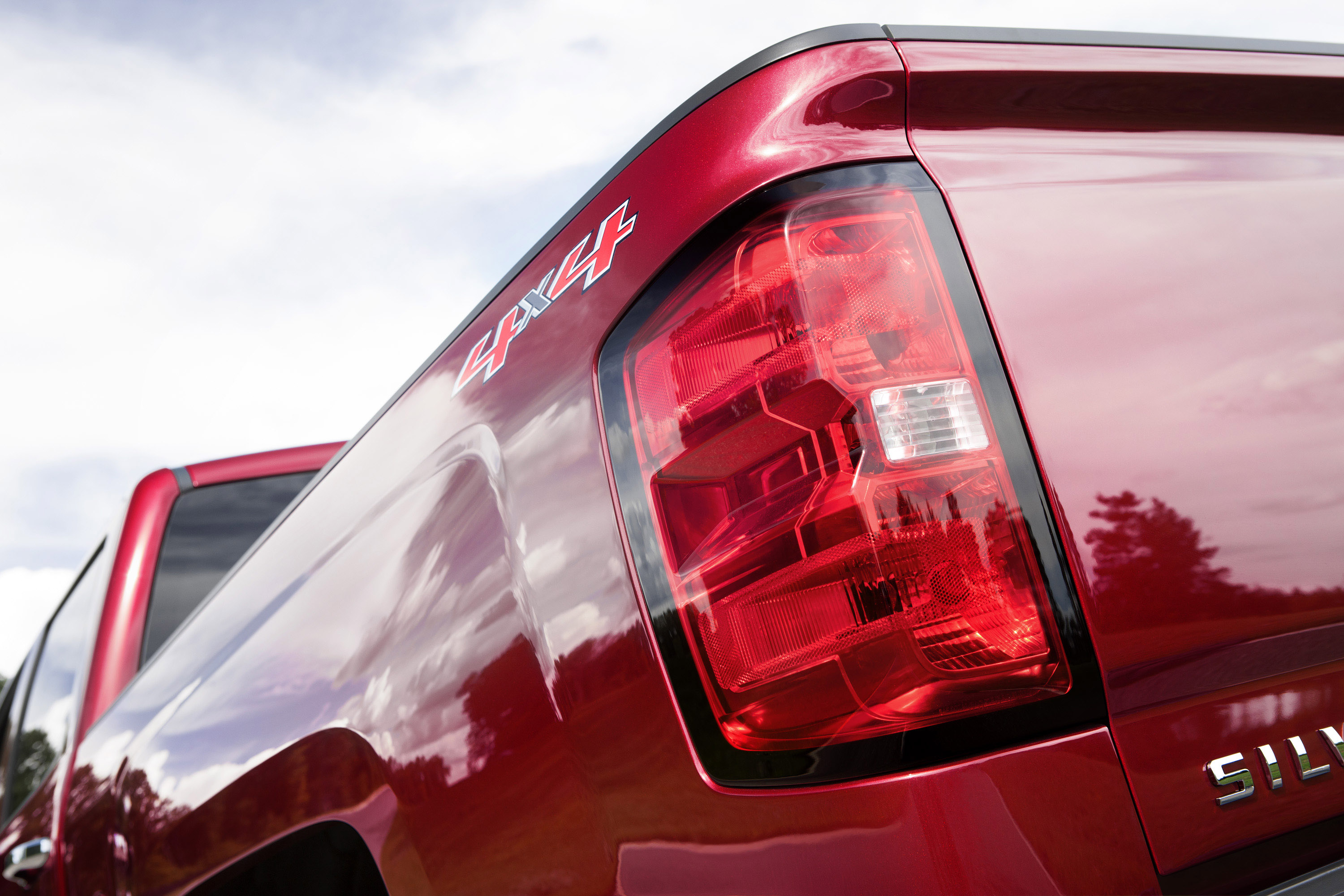 Chevrolet Silverado photo #36