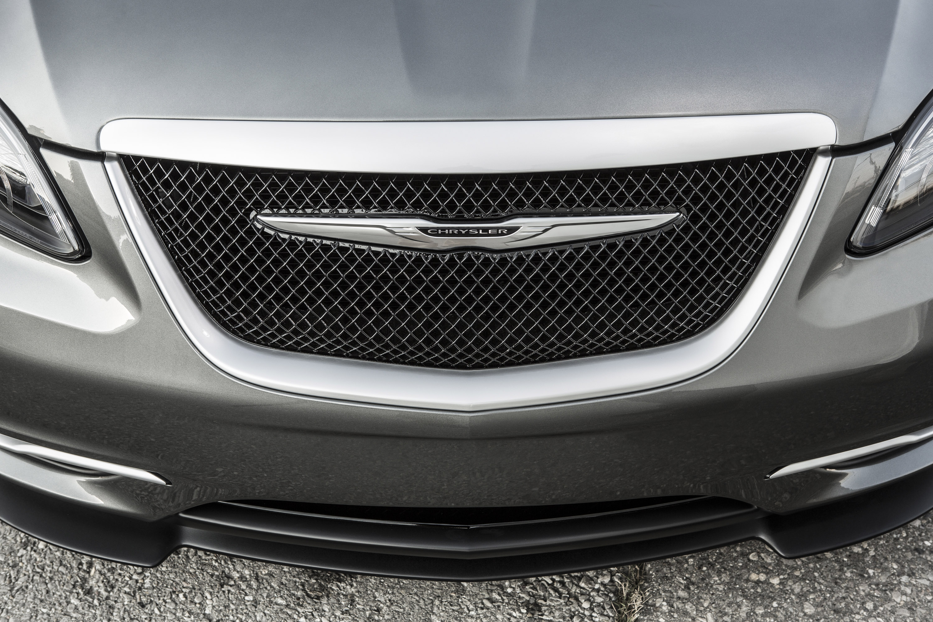 Chrysler 200 photo #25