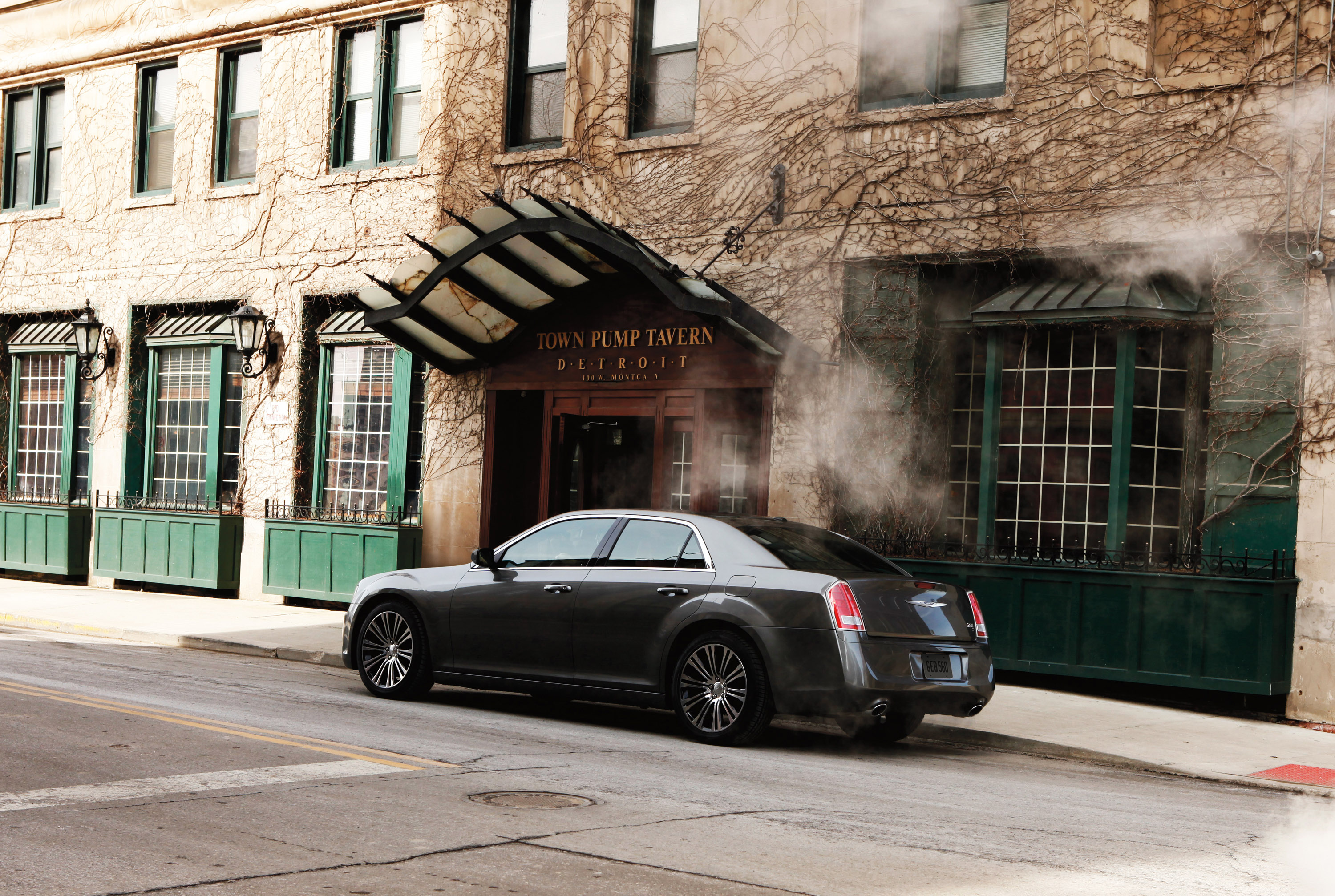 Chrysler 300 photo #7