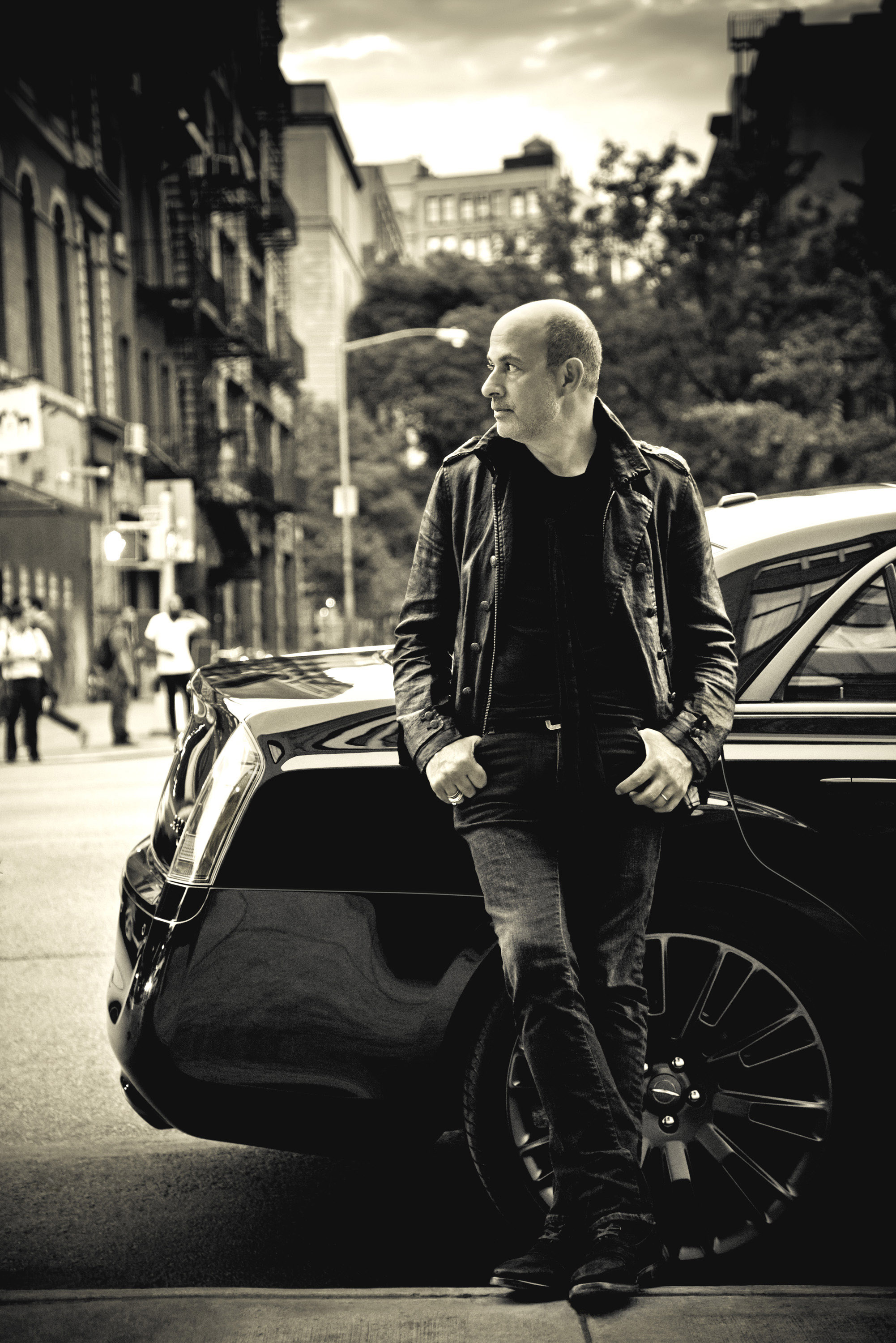 Chrysler 300C John Varvatos Limited Edition photo #30