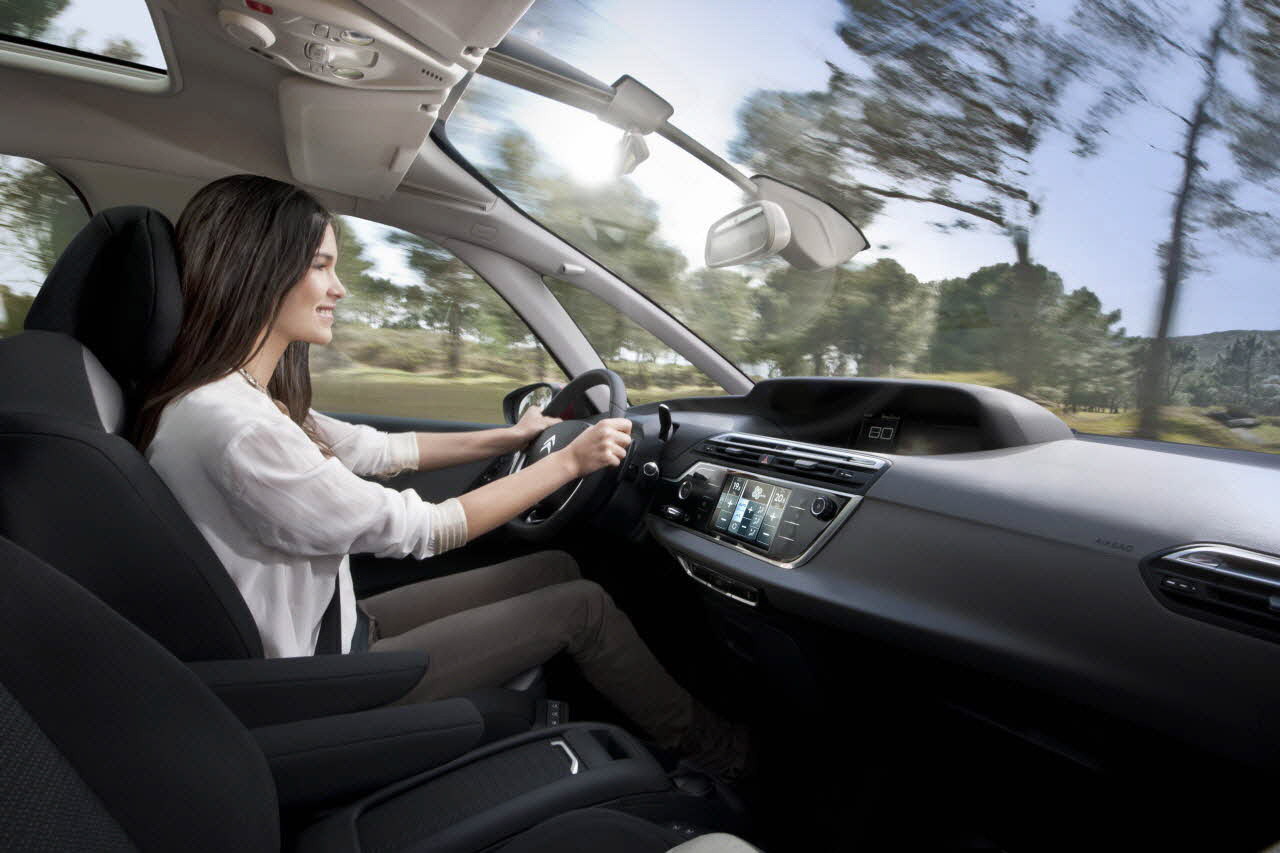 Citroen C4 Picasso photo #15