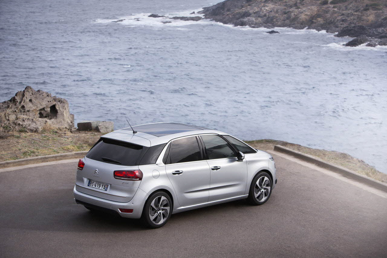 Citroen C4 Picasso photo #27
